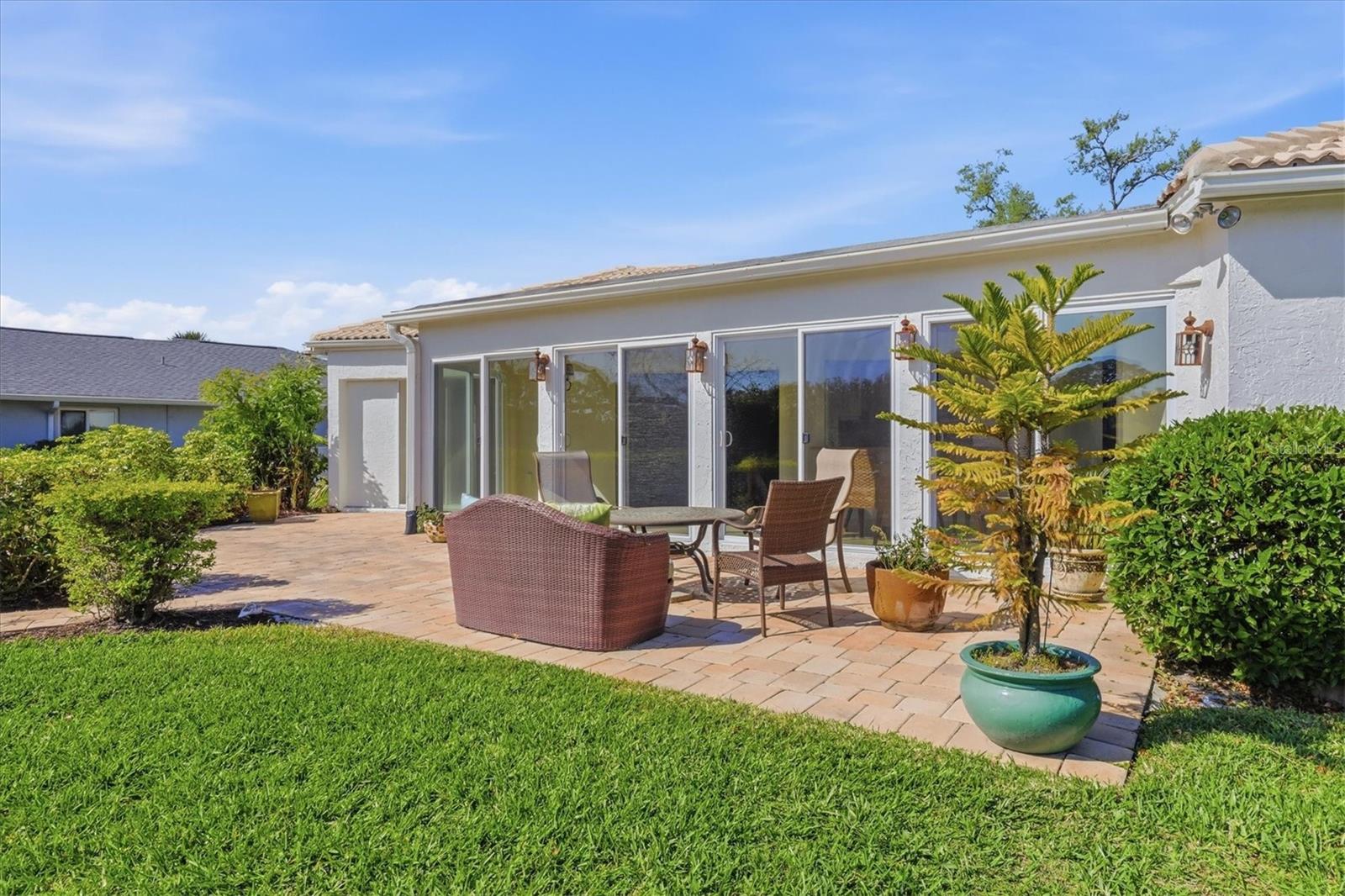 Image 35 of 55 For 4986 Waterbridge Down