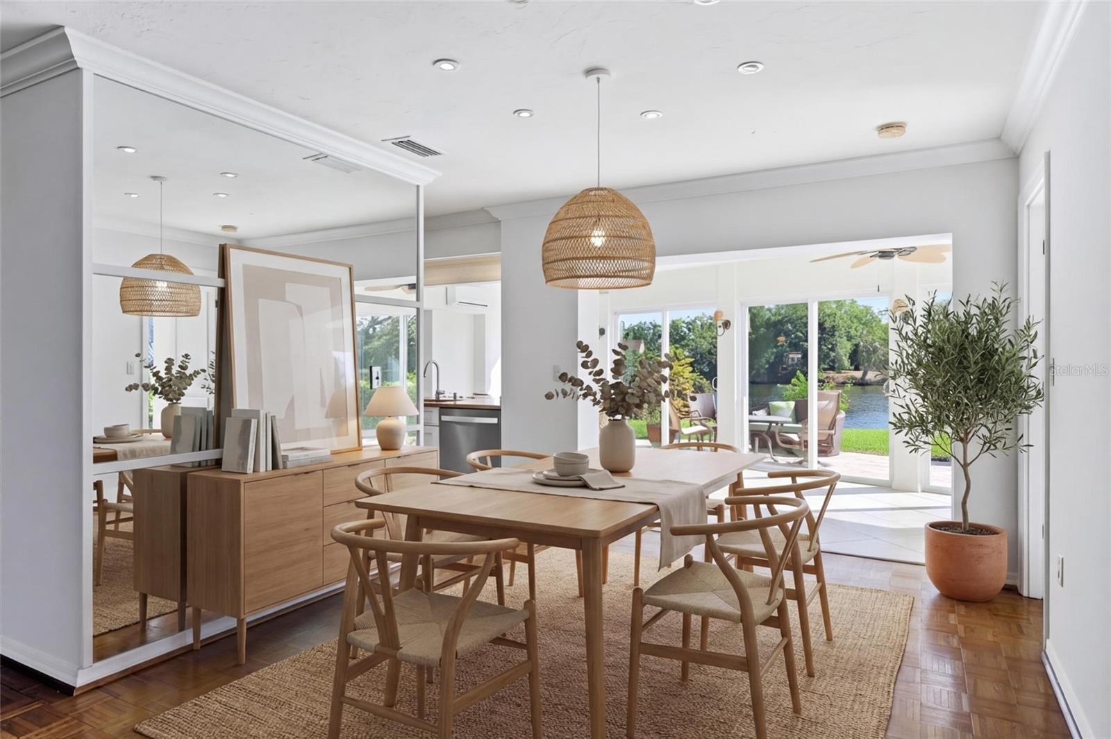 Image 8 of 55 For 4986 Waterbridge Down