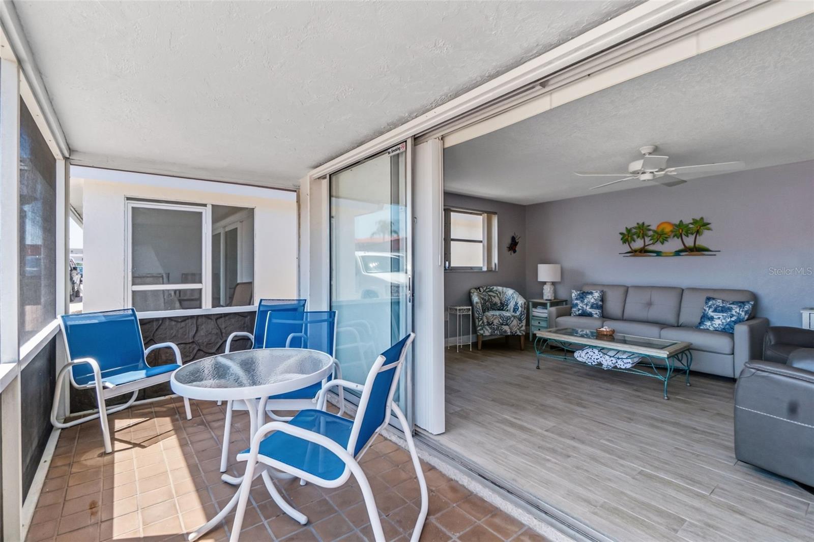 Image 13 of 39 For 6154 Midnight Pass Road A-05