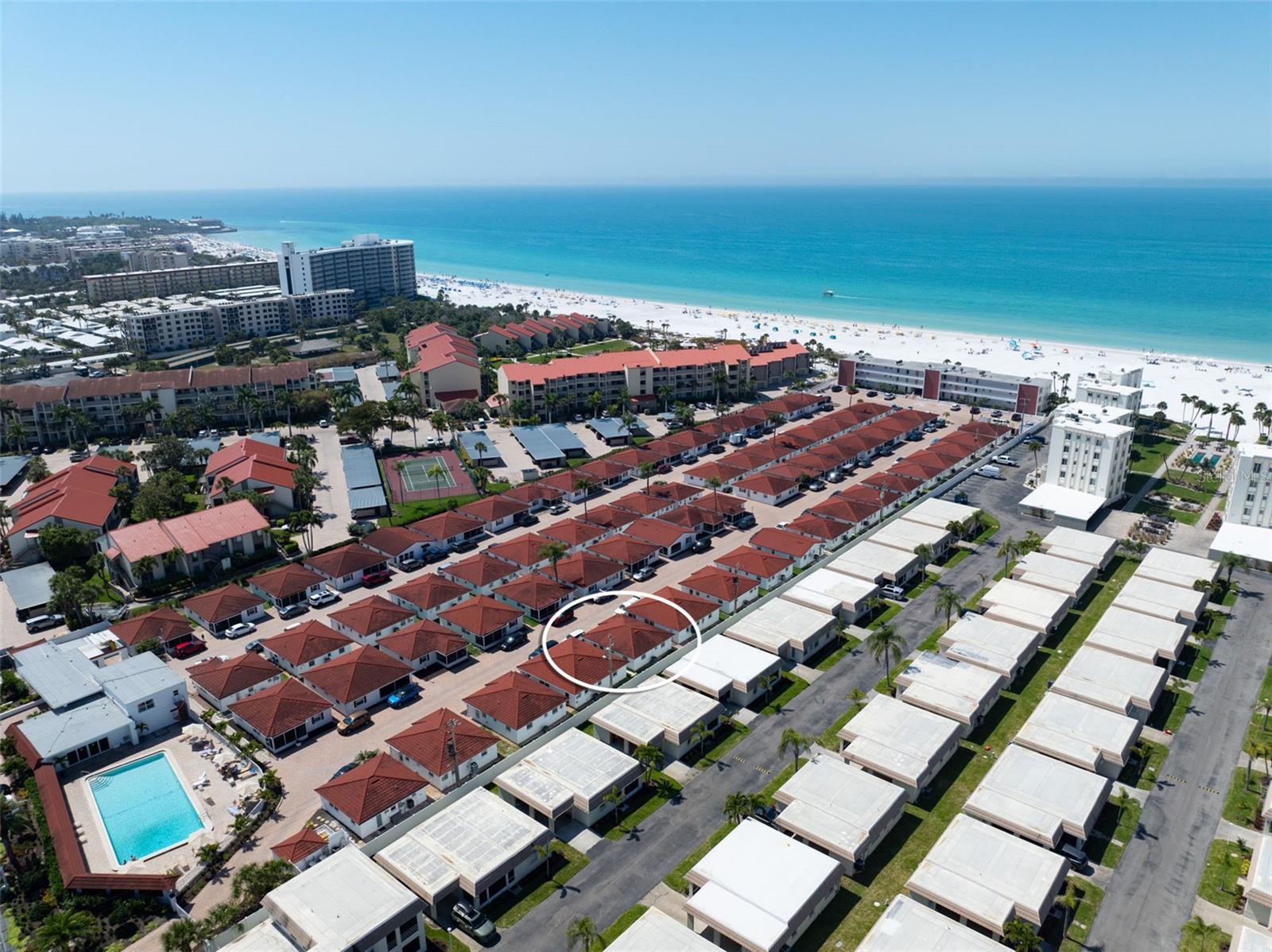 Image 31 of 39 For 6154 Midnight Pass Road A-05