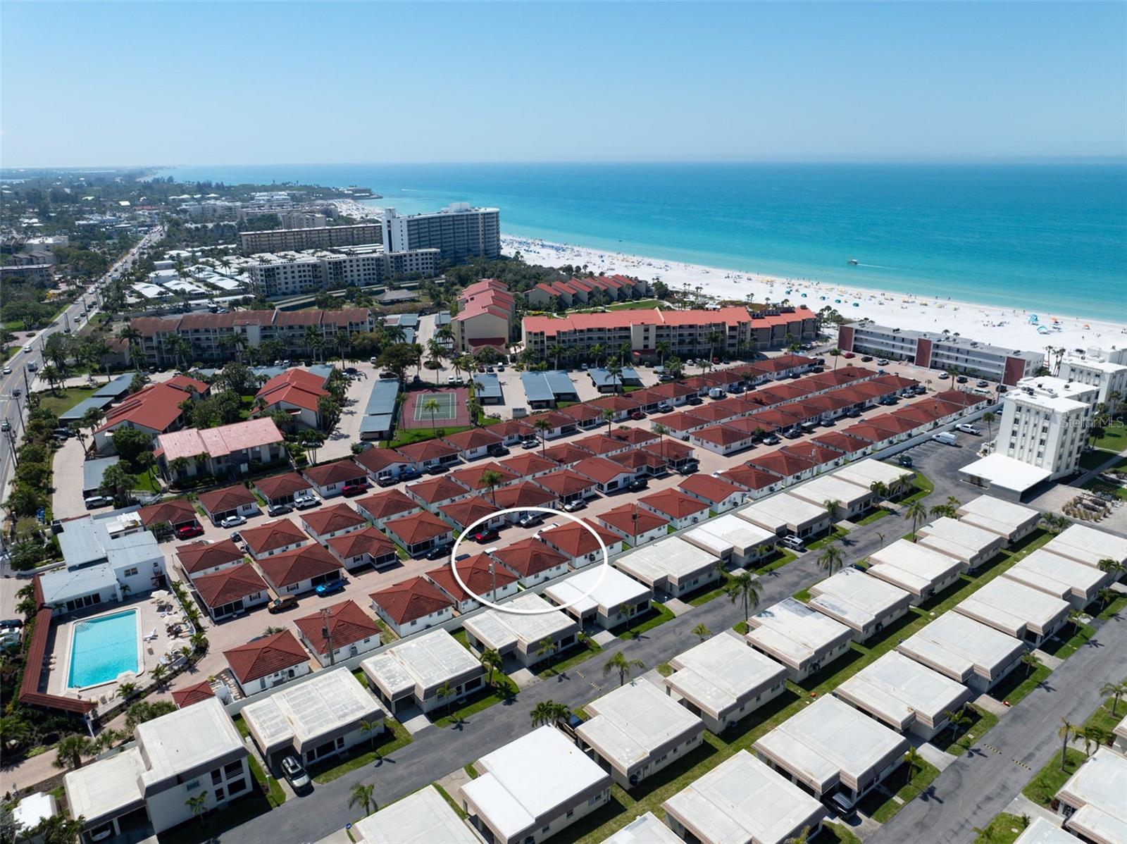 Image 32 of 39 For 6154 Midnight Pass Road A-05