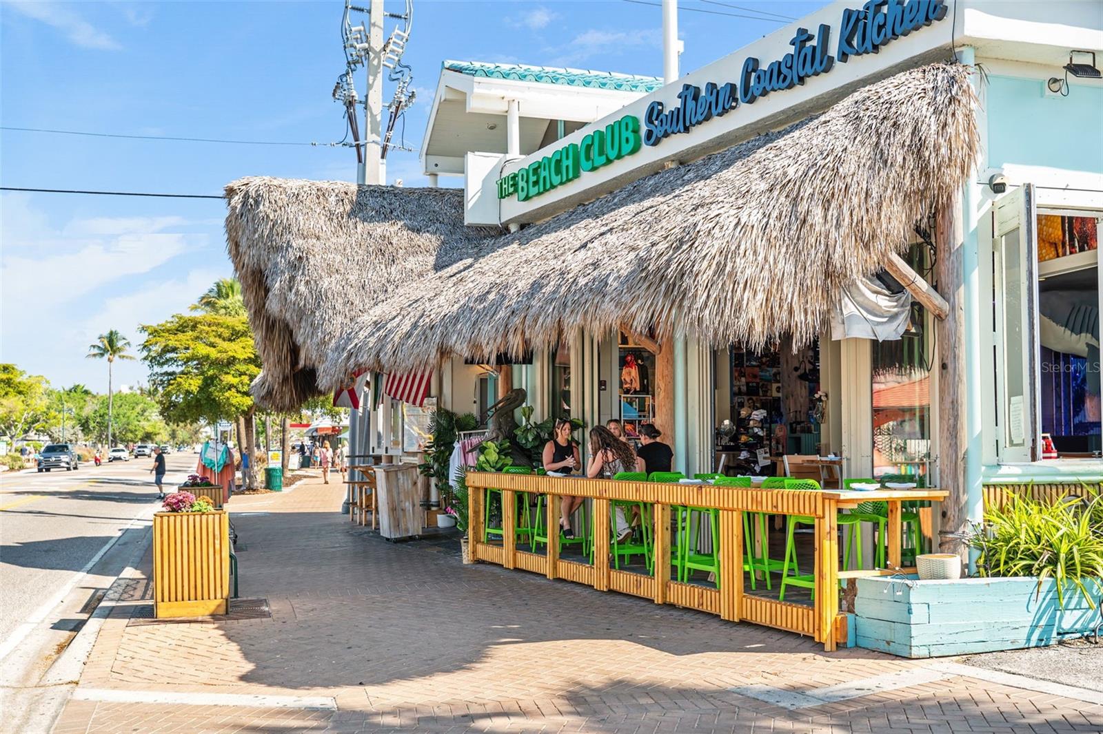 Image 36 of 39 For 6154 Midnight Pass Road A-05