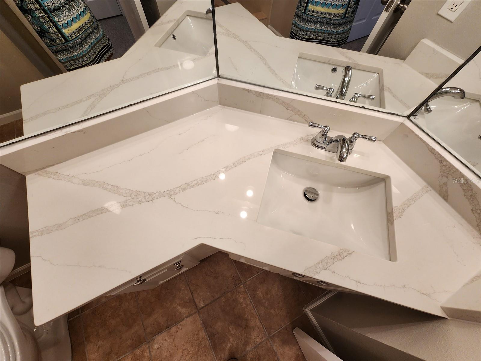 Image 16 of 36 For 4802 51st Street W 1421