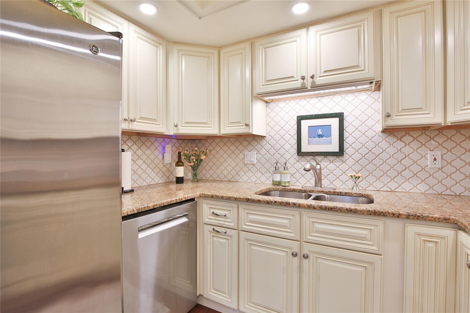 Image 12 of 40 For 1411 57th Street W 1411