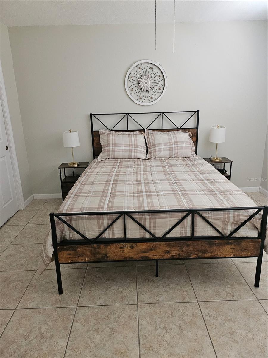 Image 8 of 8 For 220 Park Boulevard N 202