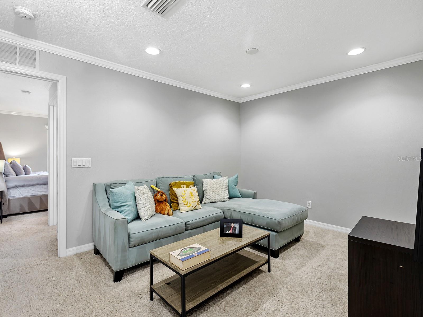 Image 19 of 30 For 232 Cape Harbour Loop 106