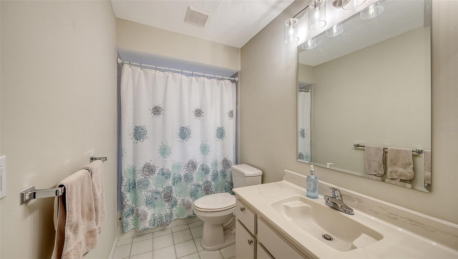 Image 31 of 54 For 7363 Oak Moss Drive 33