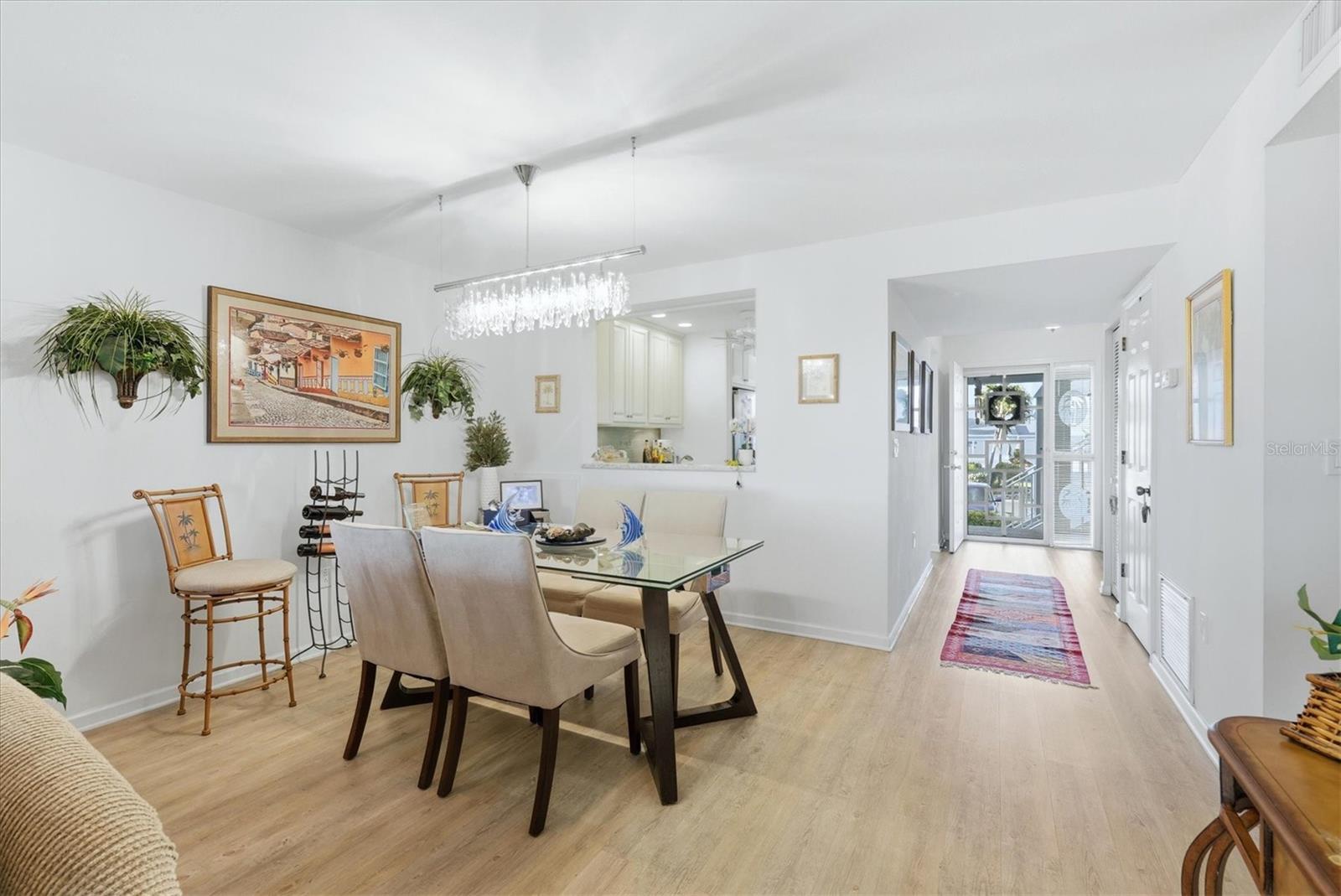 Image 17 of 75 For 1323 Perico Point Circle 107