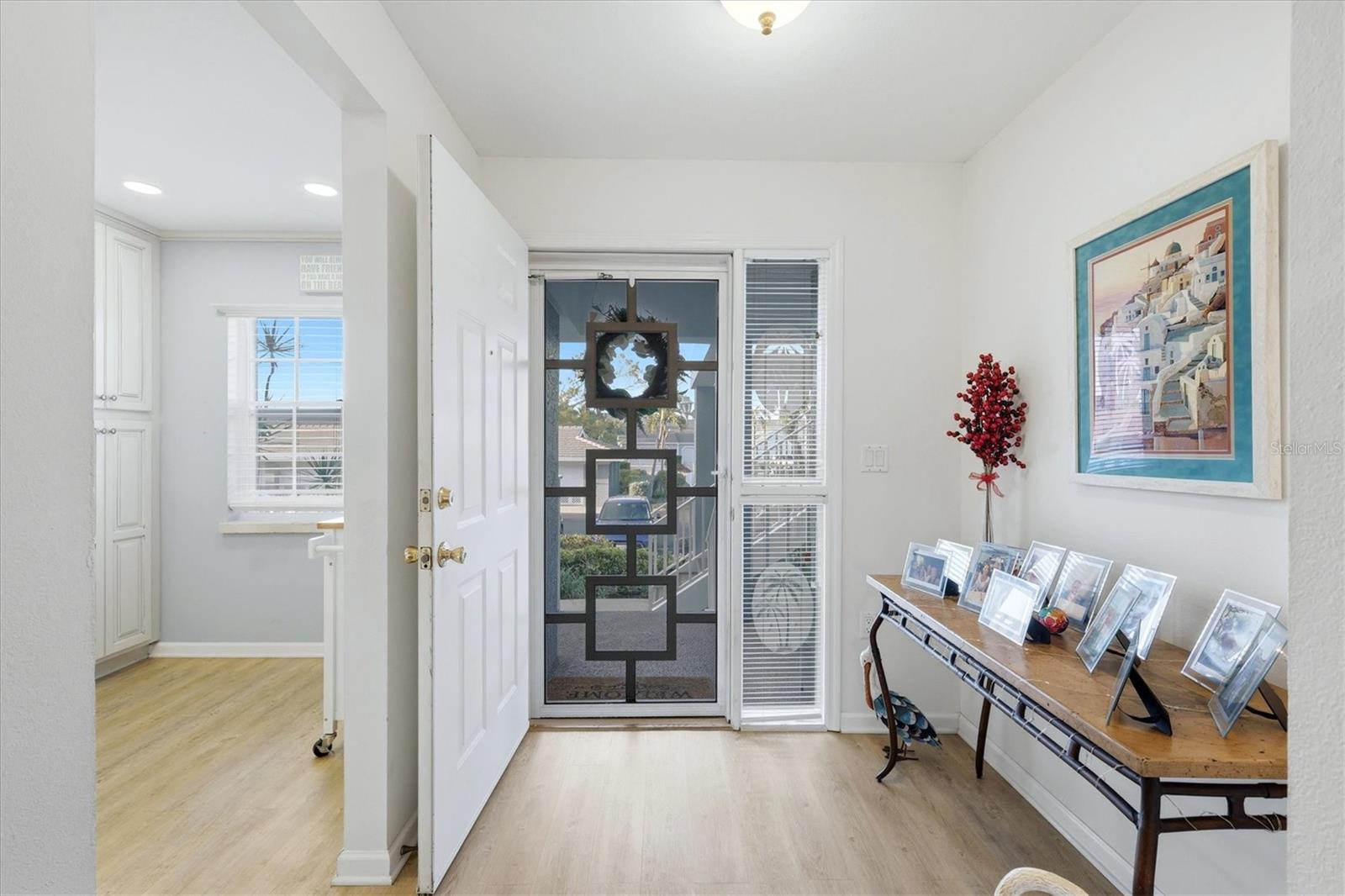 Image 18 of 75 For 1323 Perico Point Circle 107