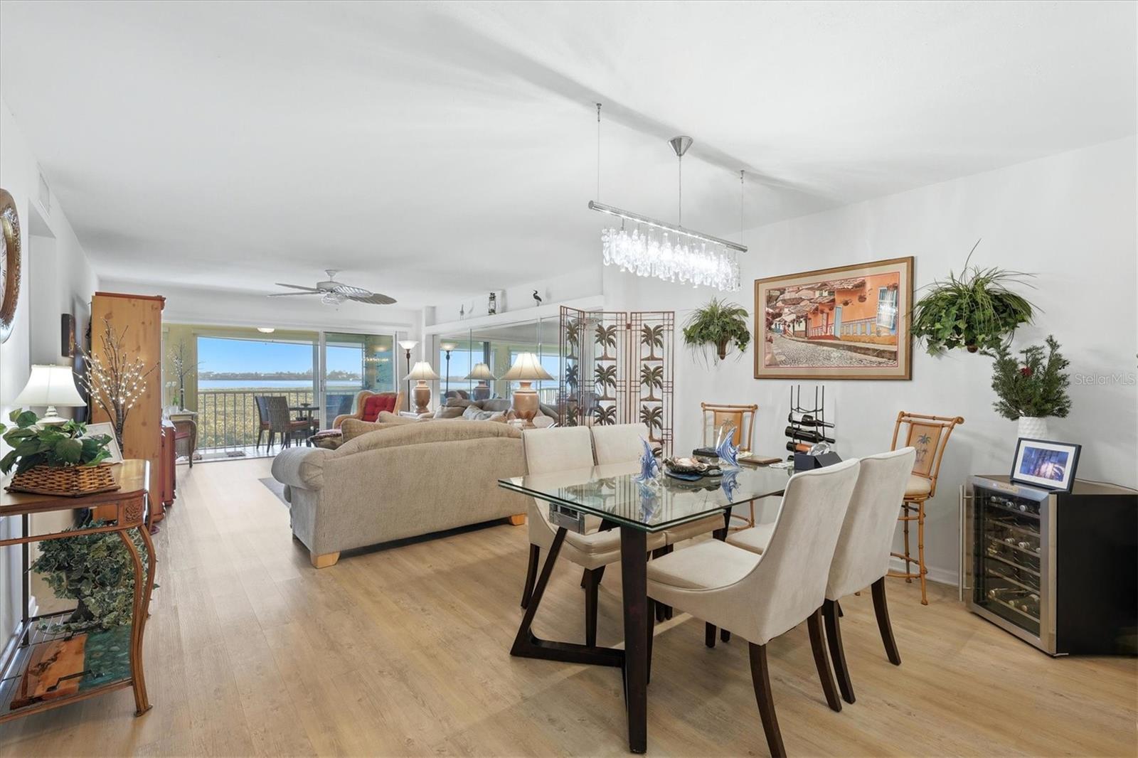 Image 22 of 75 For 1323 Perico Point Circle 107