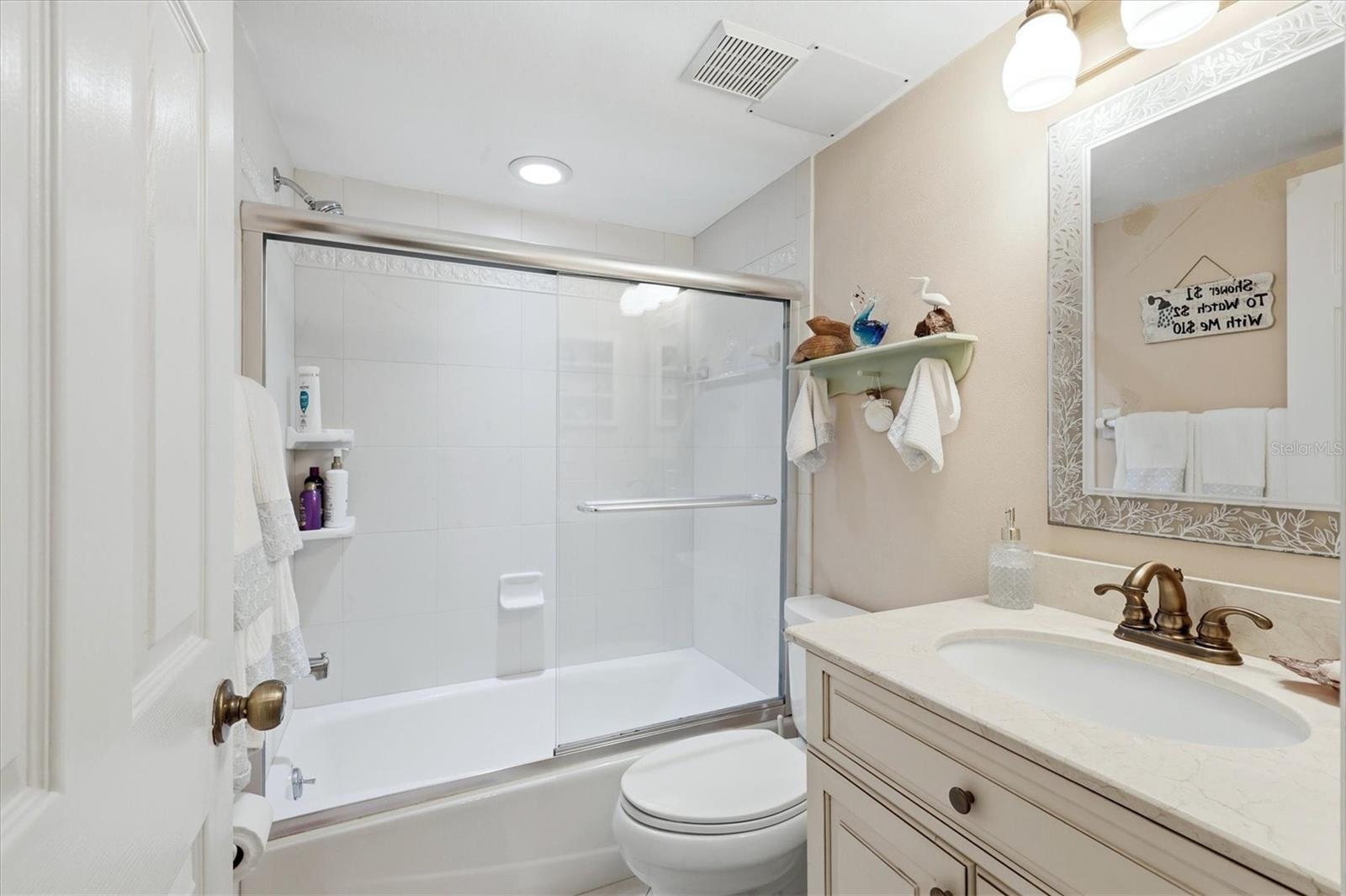 Image 30 of 75 For 1323 Perico Point Circle 107