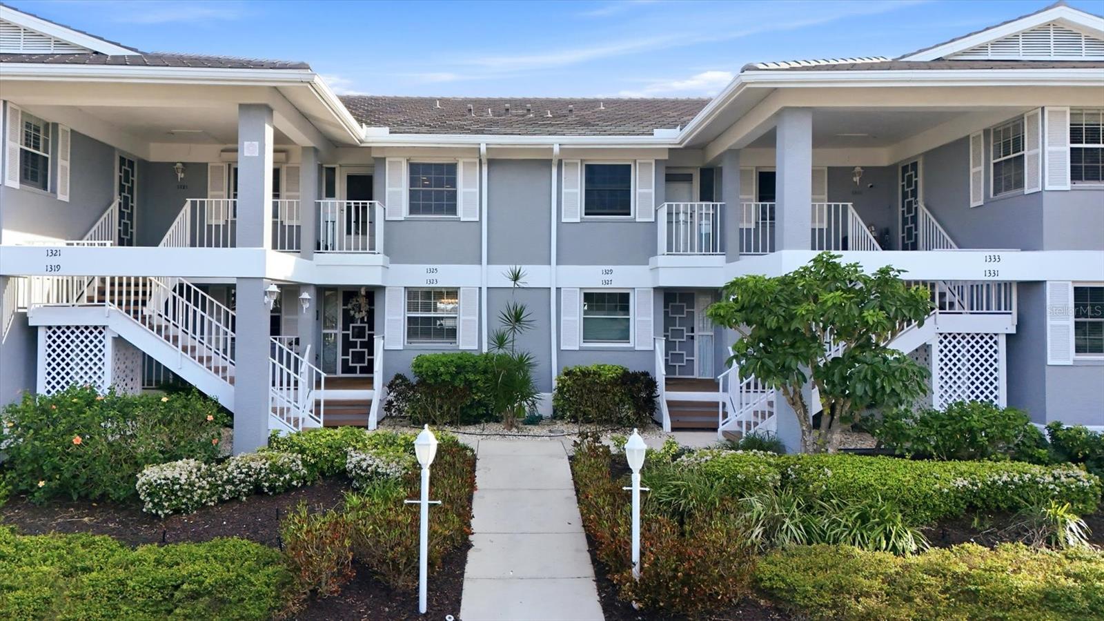 Image 40 of 75 For 1323 Perico Point Circle 107