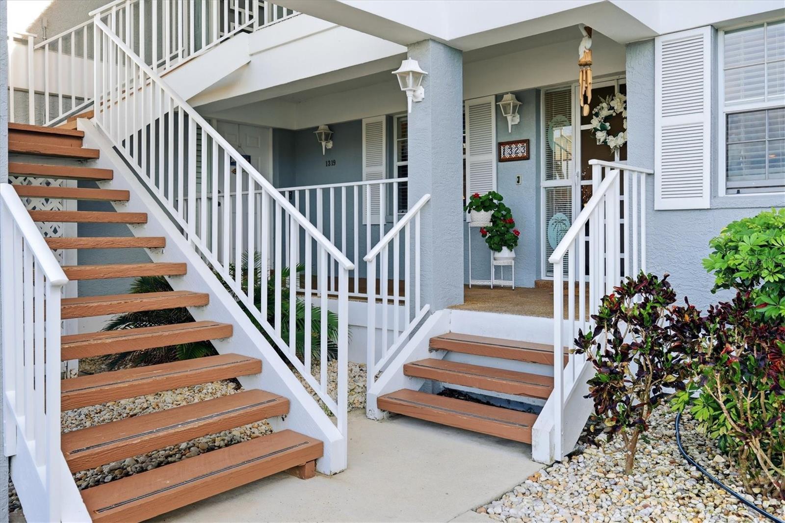 Image 41 of 75 For 1323 Perico Point Circle 107