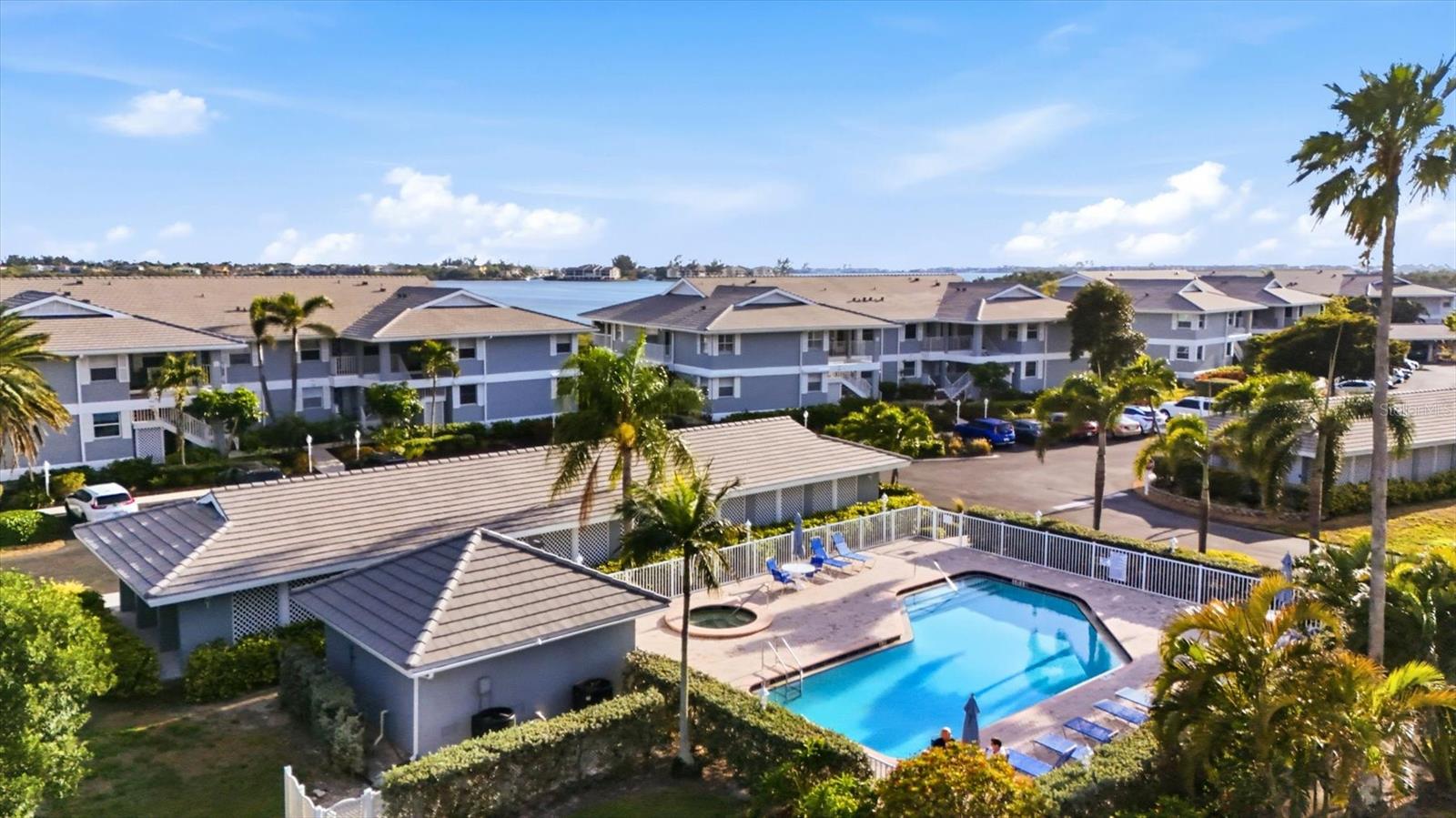 Image 54 of 75 For 1323 Perico Point Circle 107