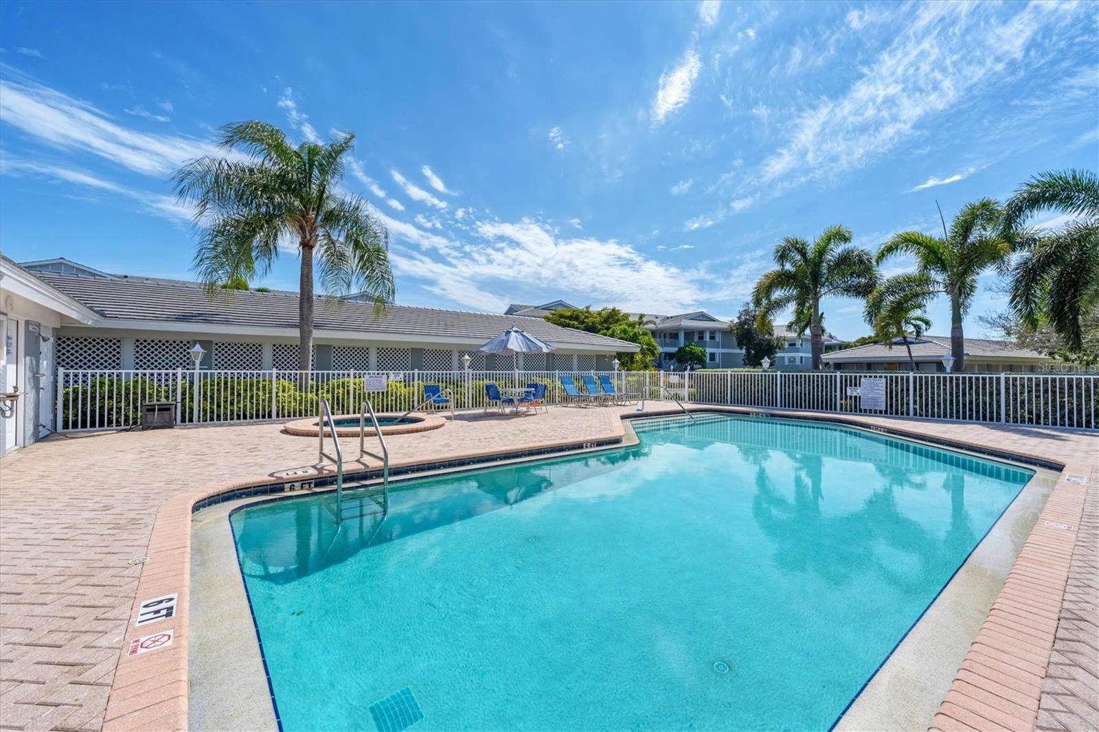 Image 61 of 75 For 1323 Perico Point Circle 107