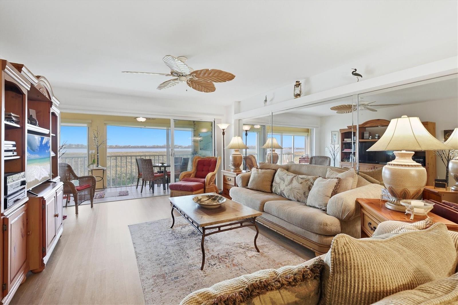 Image 8 of 75 For 1323 Perico Point Circle 107