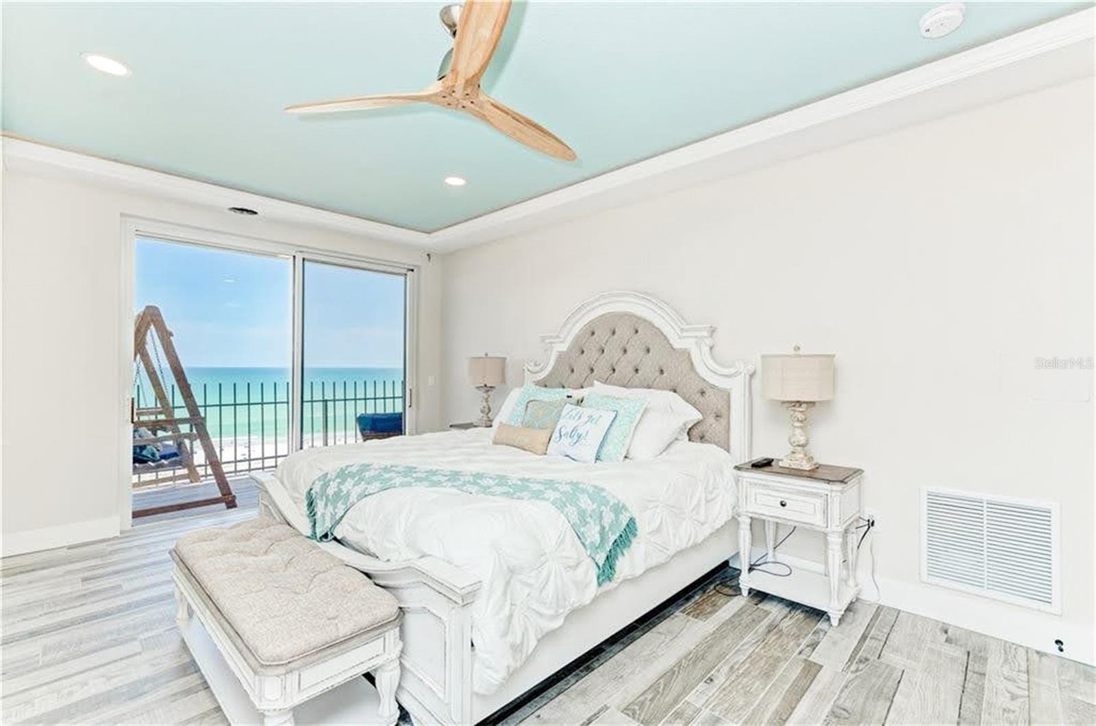 Image 8 of 19 For 1 Benjamin Franklin Drive 3