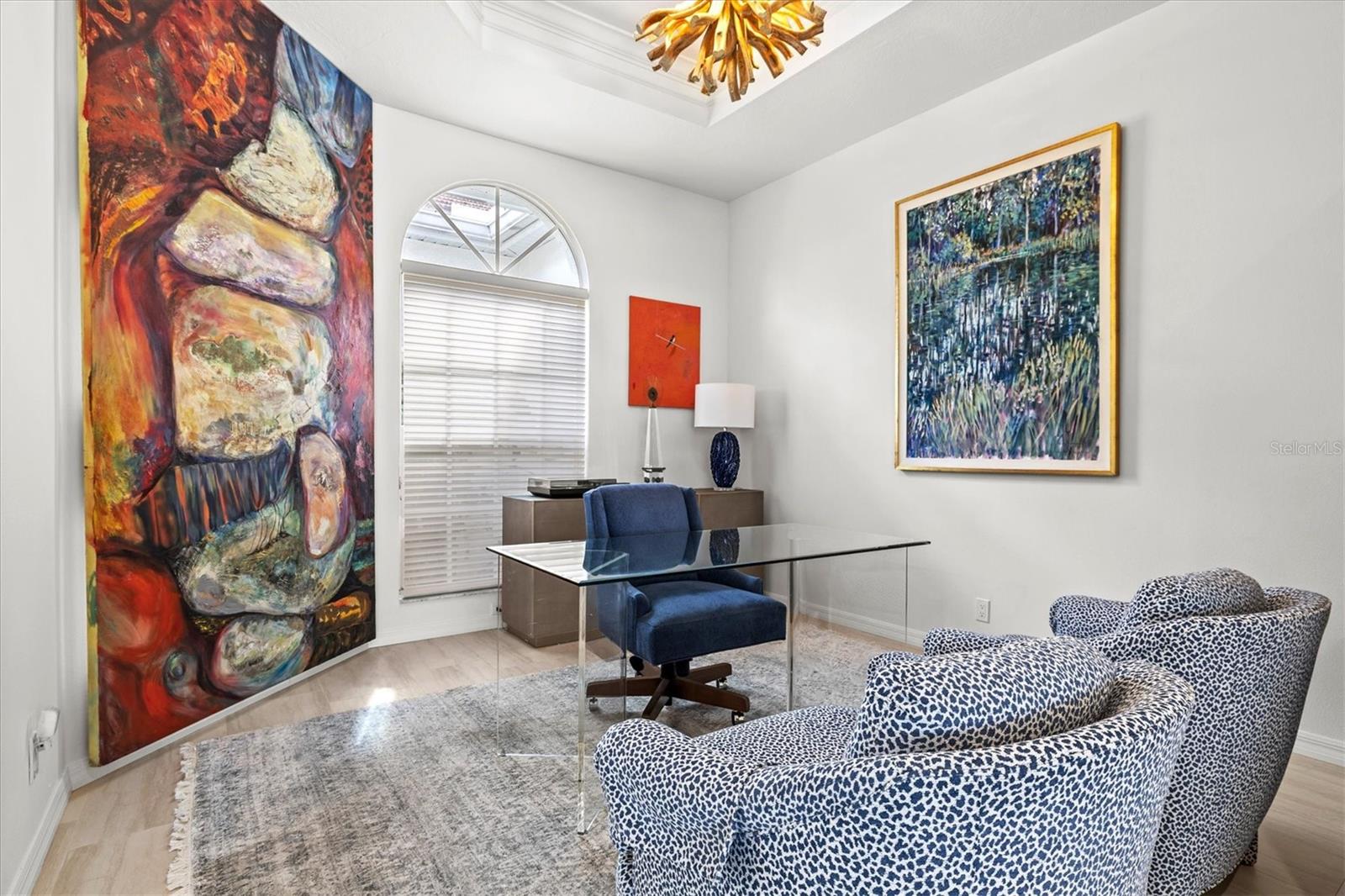 Listing photo id 8 for 7857 Wilton Crescent Circle