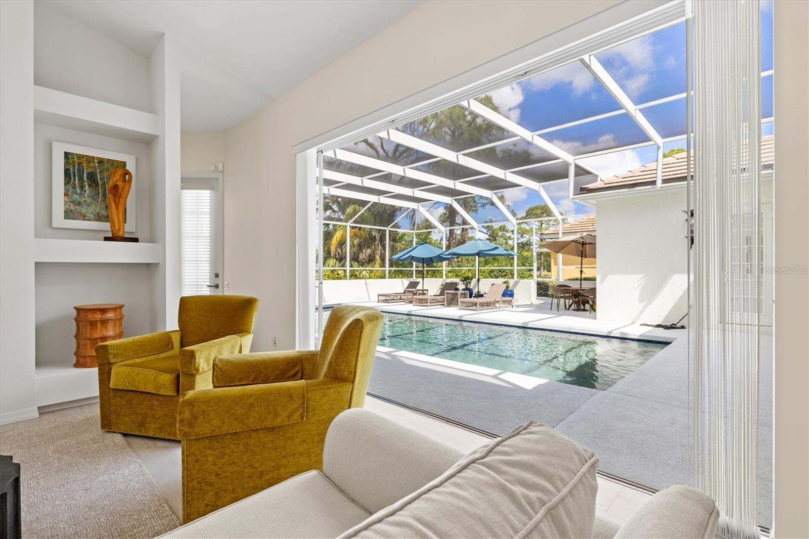 Listing photo id 20 for 7857 Wilton Crescent Circle