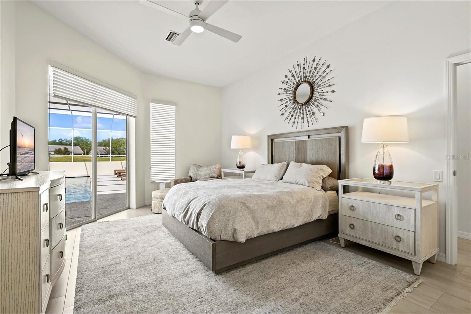 Listing photo id 22 for 7857 Wilton Crescent Circle