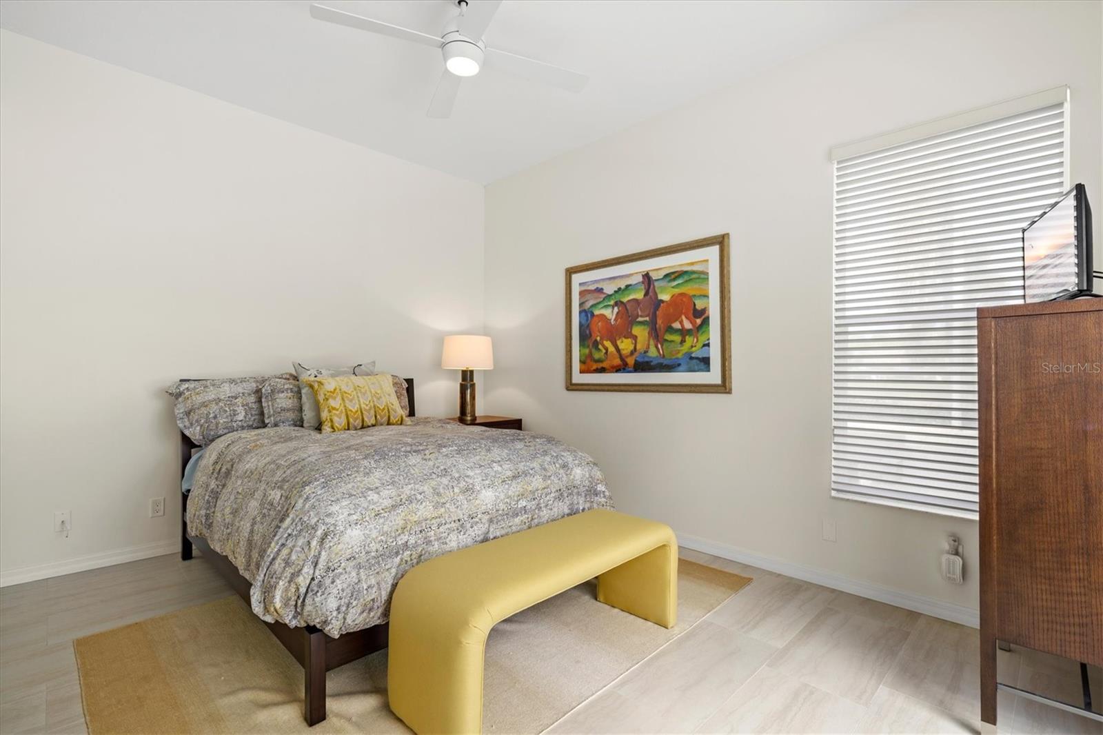 Listing photo id 34 for 7857 Wilton Crescent Circle