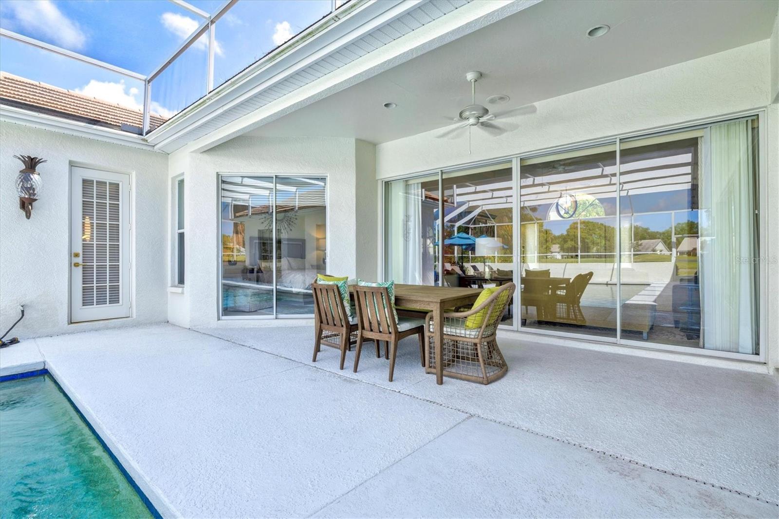 Listing photo id 41 for 7857 Wilton Crescent Circle