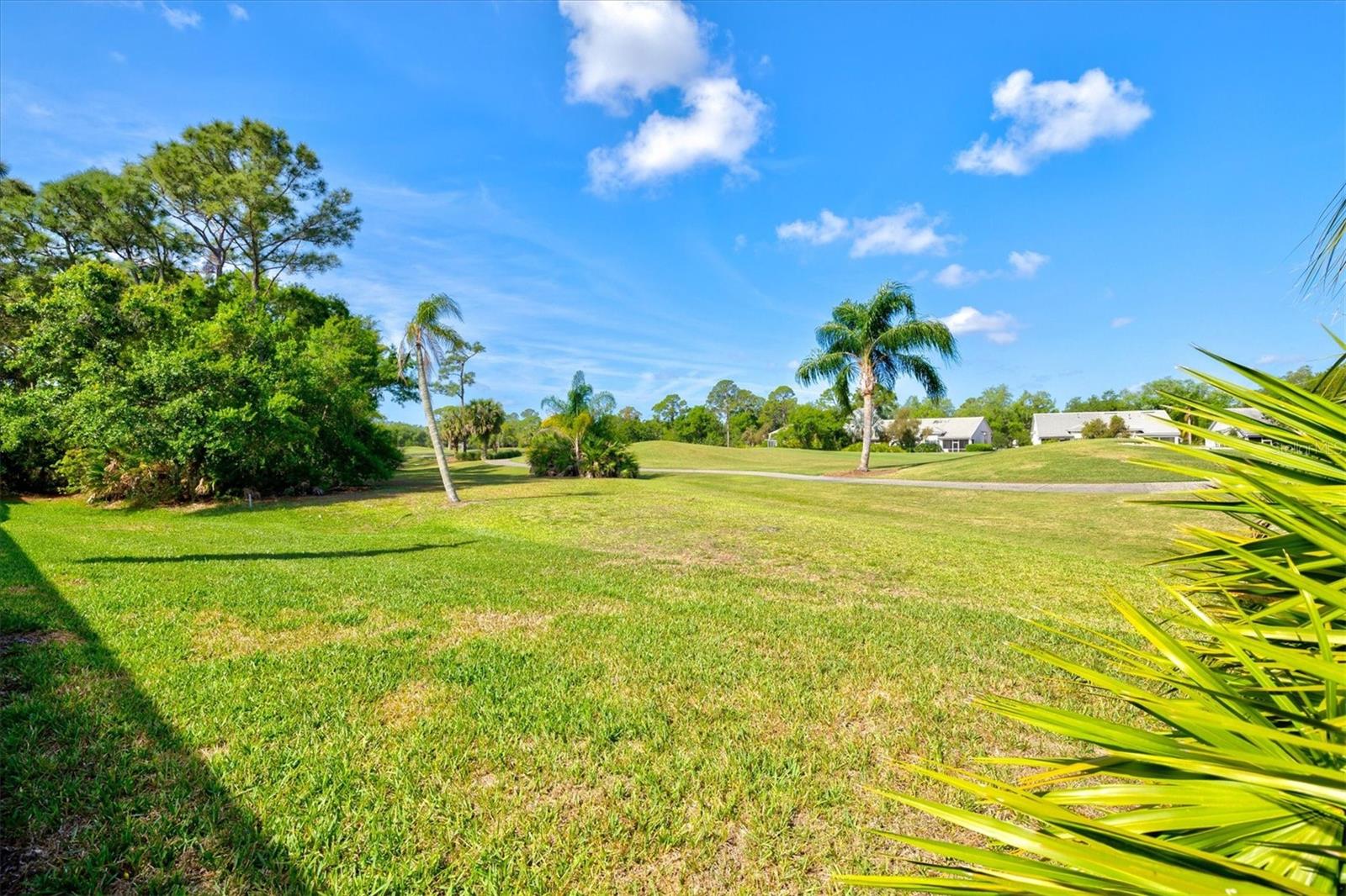 Listing photo id 55 for 7857 Wilton Crescent Circle