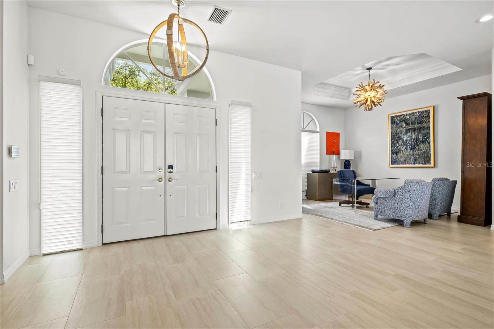 Listing photo id 4 for 7857 Wilton Crescent Circle