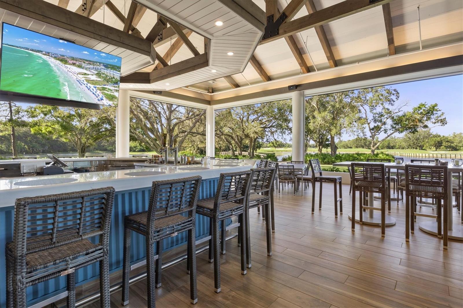 Listing photo id 77 for 7857 Wilton Crescent Circle