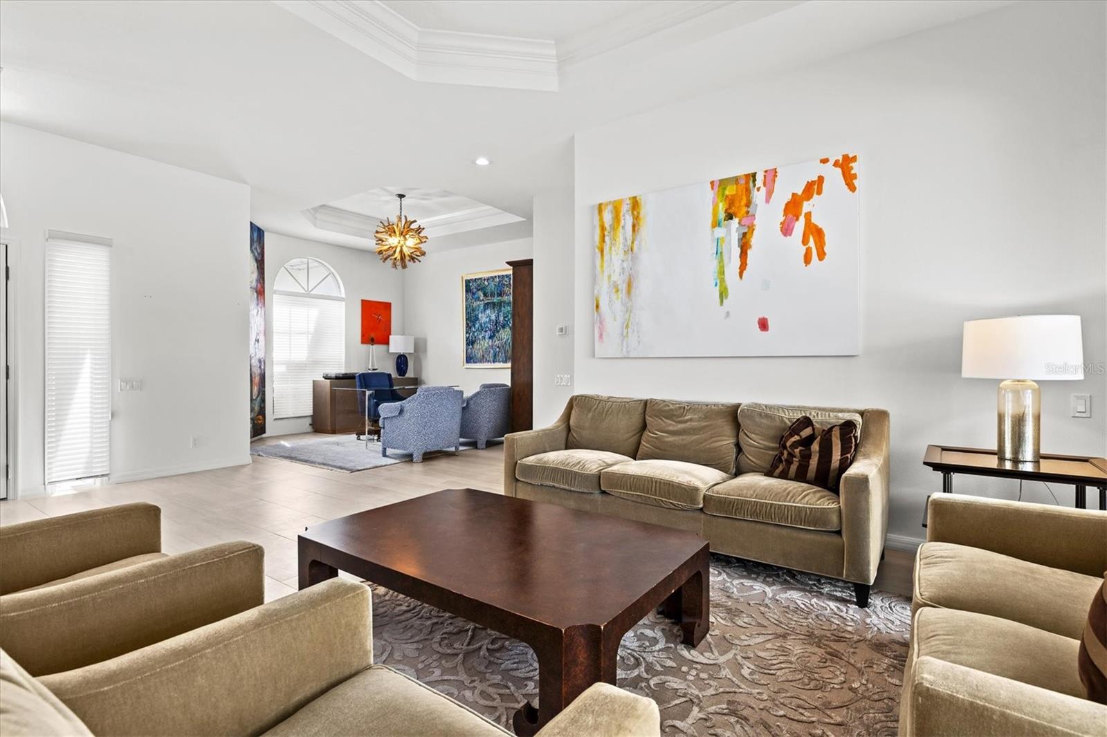 Listing photo id 7 for 7857 Wilton Crescent Circle