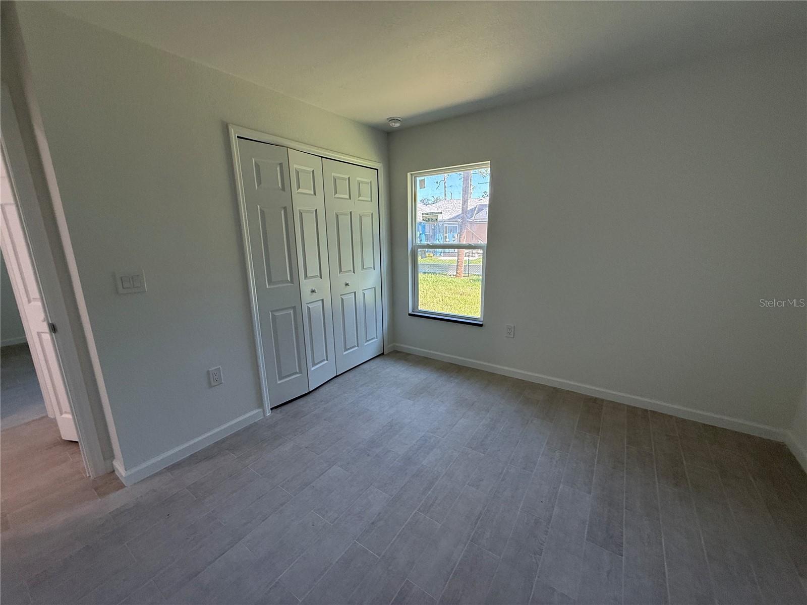 Image 14 of 25 For 4252 Sunburst Avenue