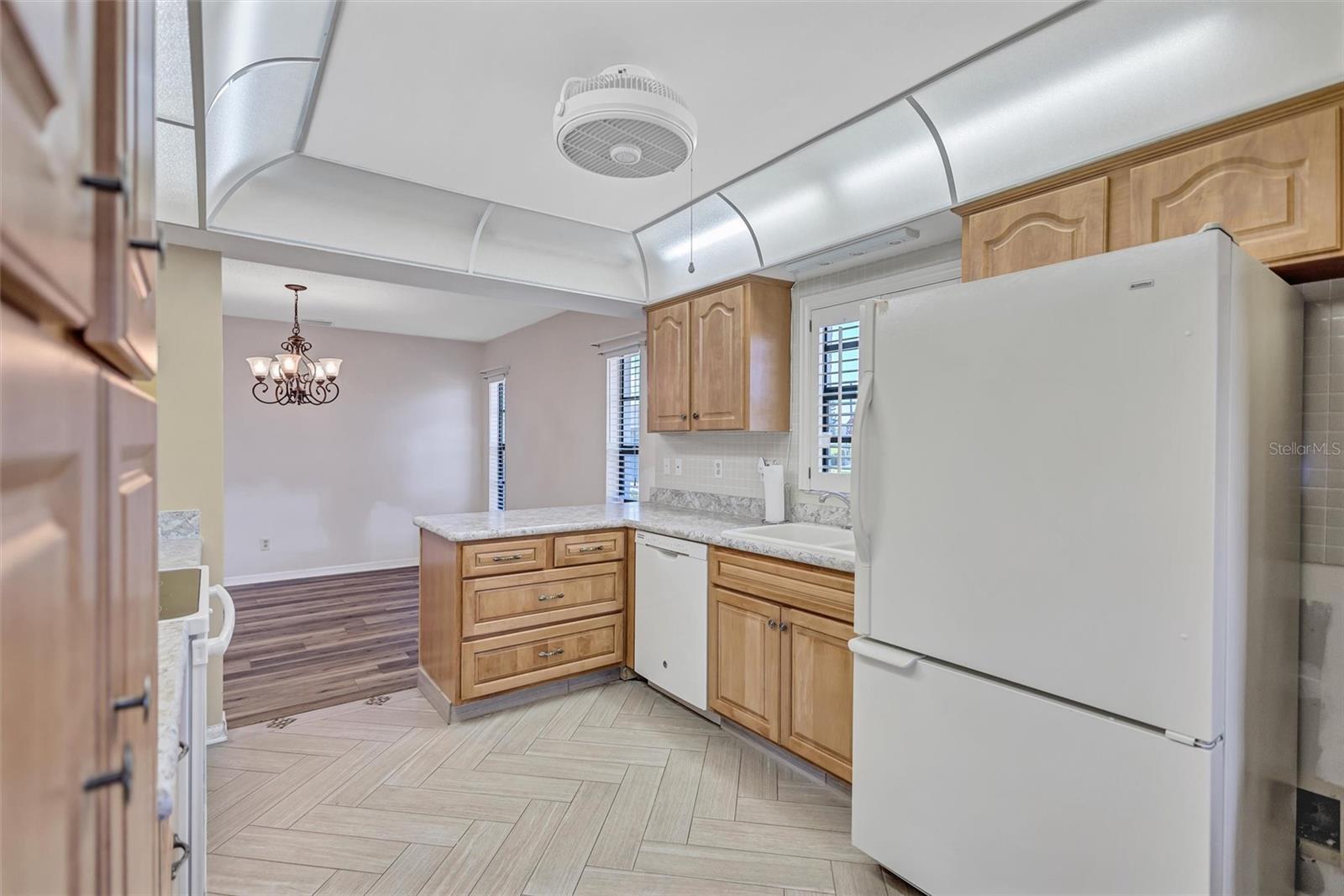 Image 12 of 45 For 1419 Langley Drive