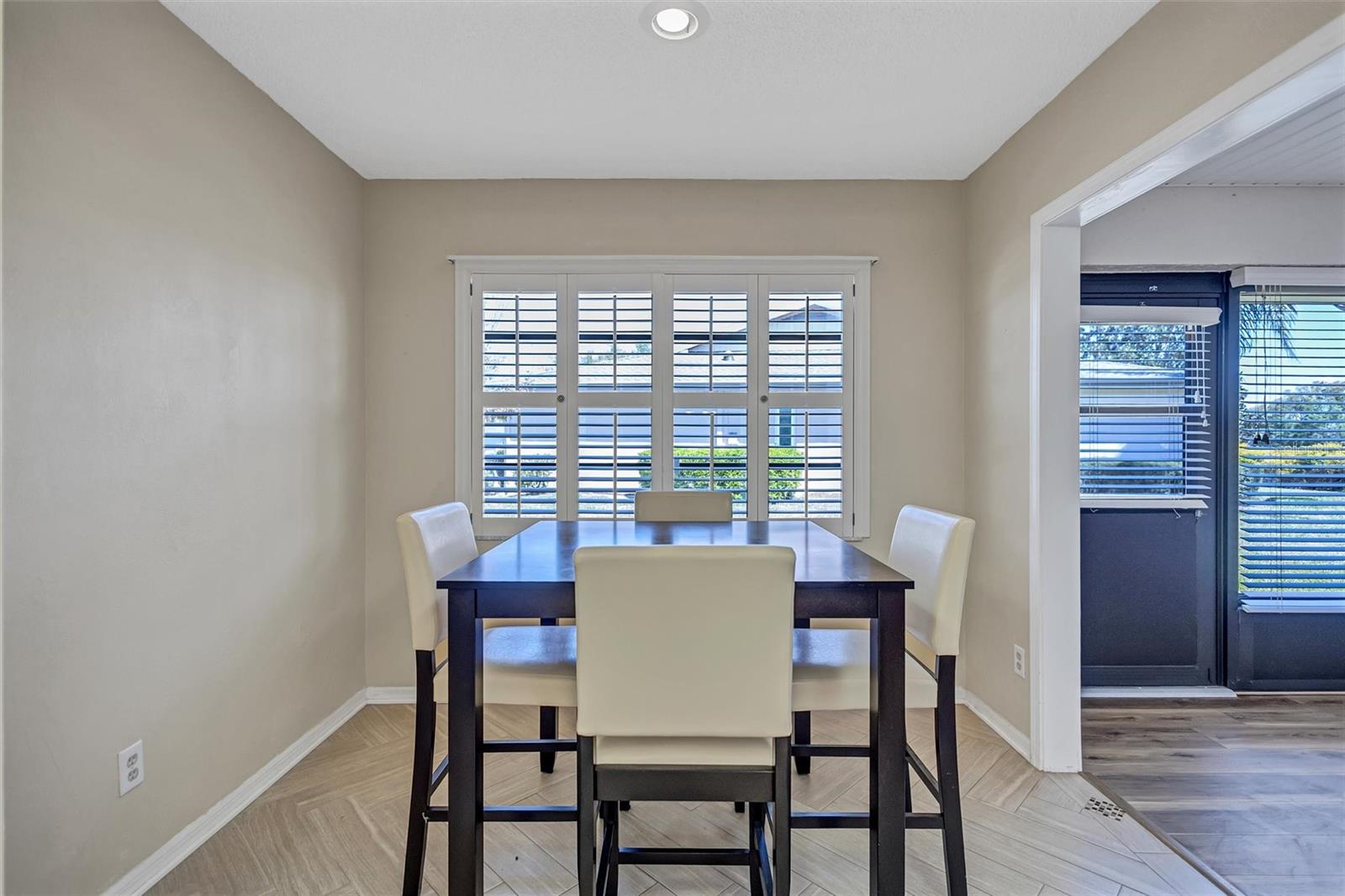 Image 13 of 45 For 1419 Langley Drive