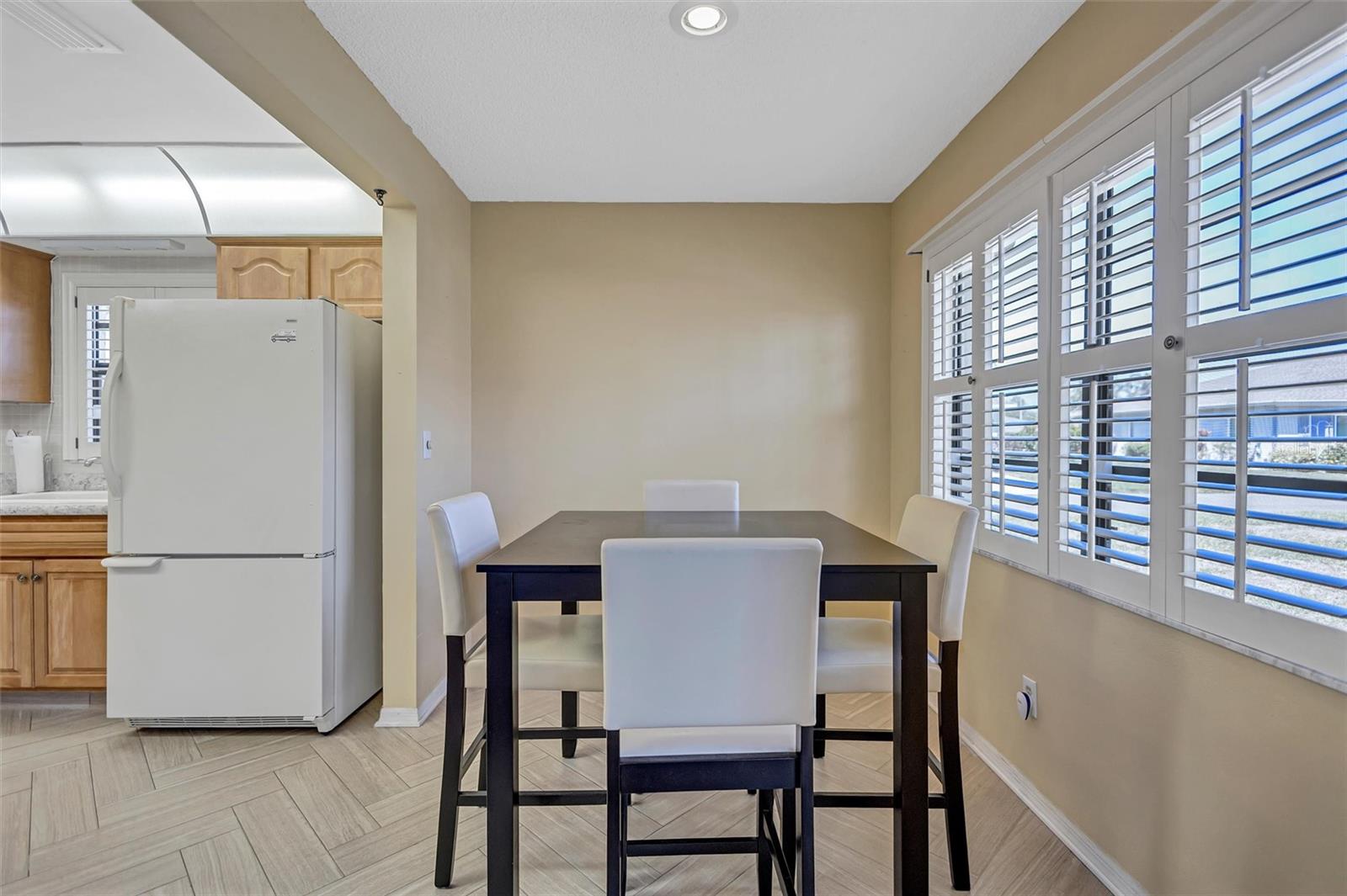 Image 14 of 45 For 1419 Langley Drive