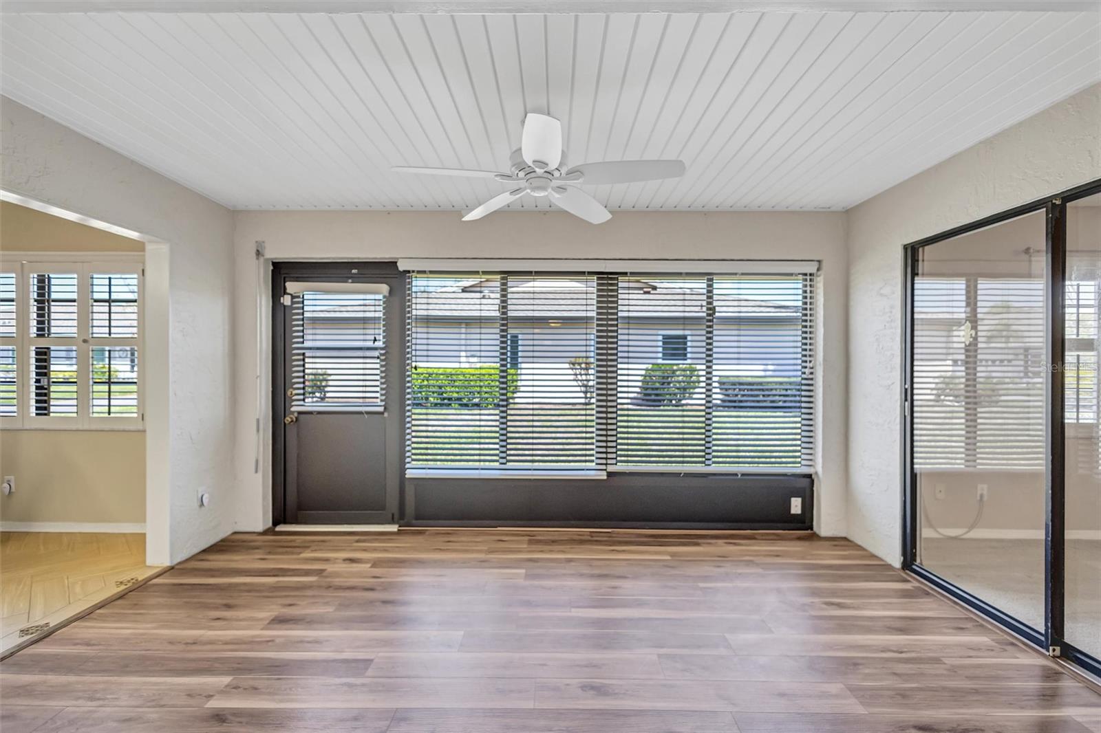 Image 16 of 45 For 1419 Langley Drive