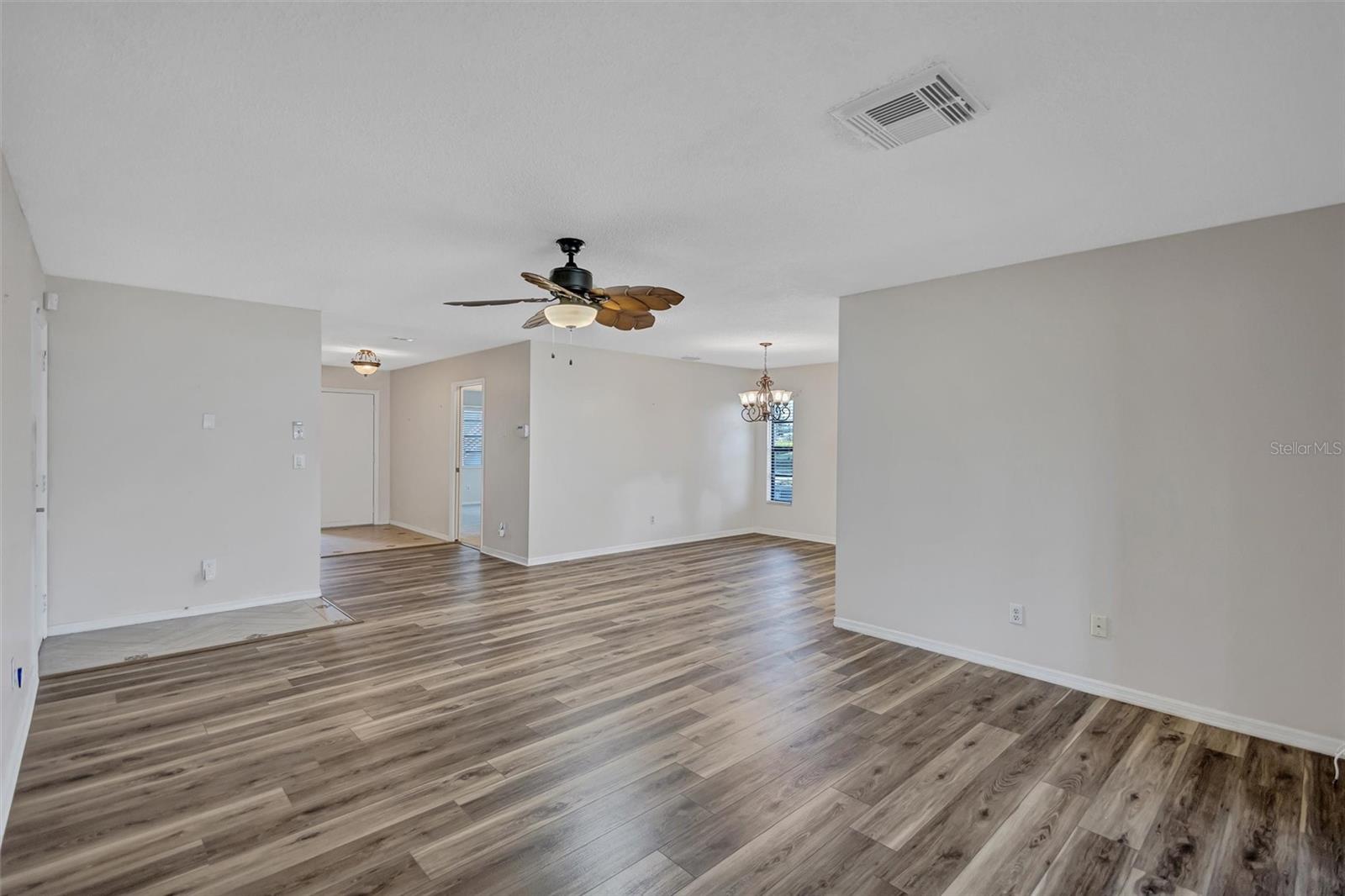 Image 6 of 45 For 1419 Langley Drive