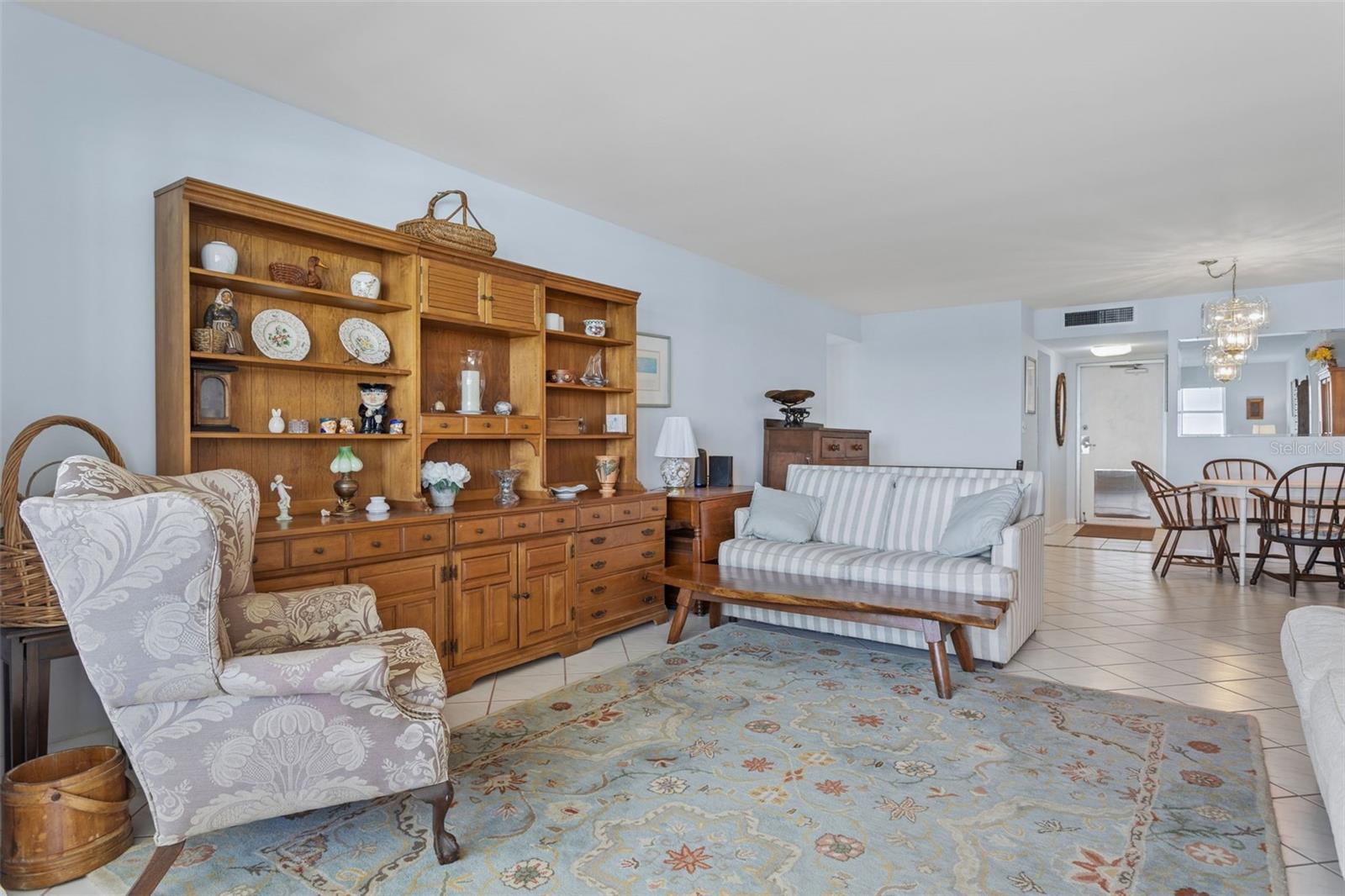 Image 10 of 52 For 5130 Brittany Drive S 1002