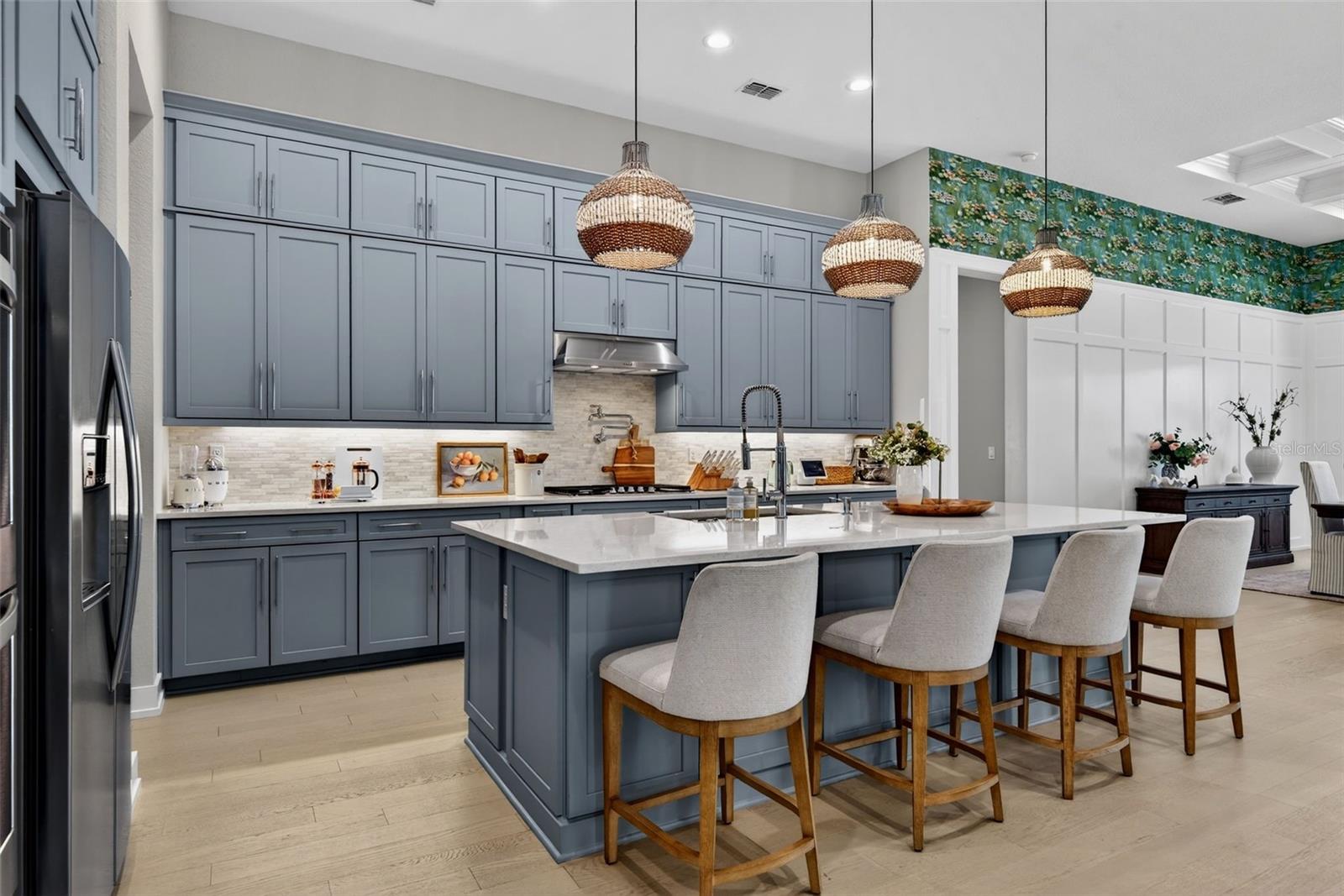 Image 15 of 92 For 8331 Redonda Loop