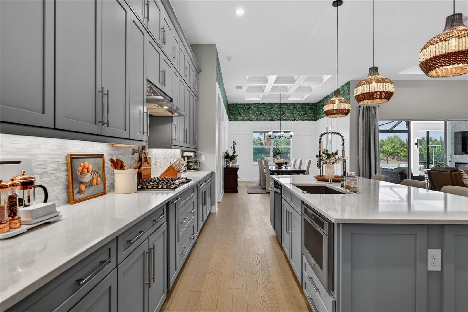 Image 16 of 92 For 8331 Redonda Loop