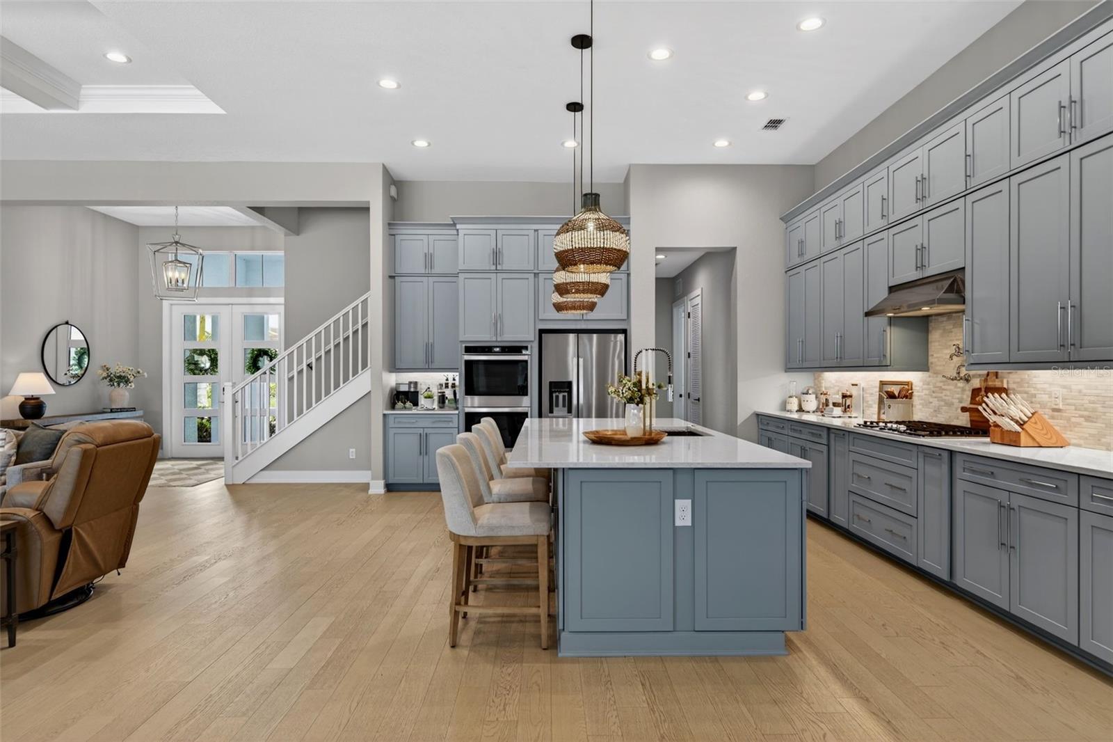 Image 18 of 92 For 8331 Redonda Loop