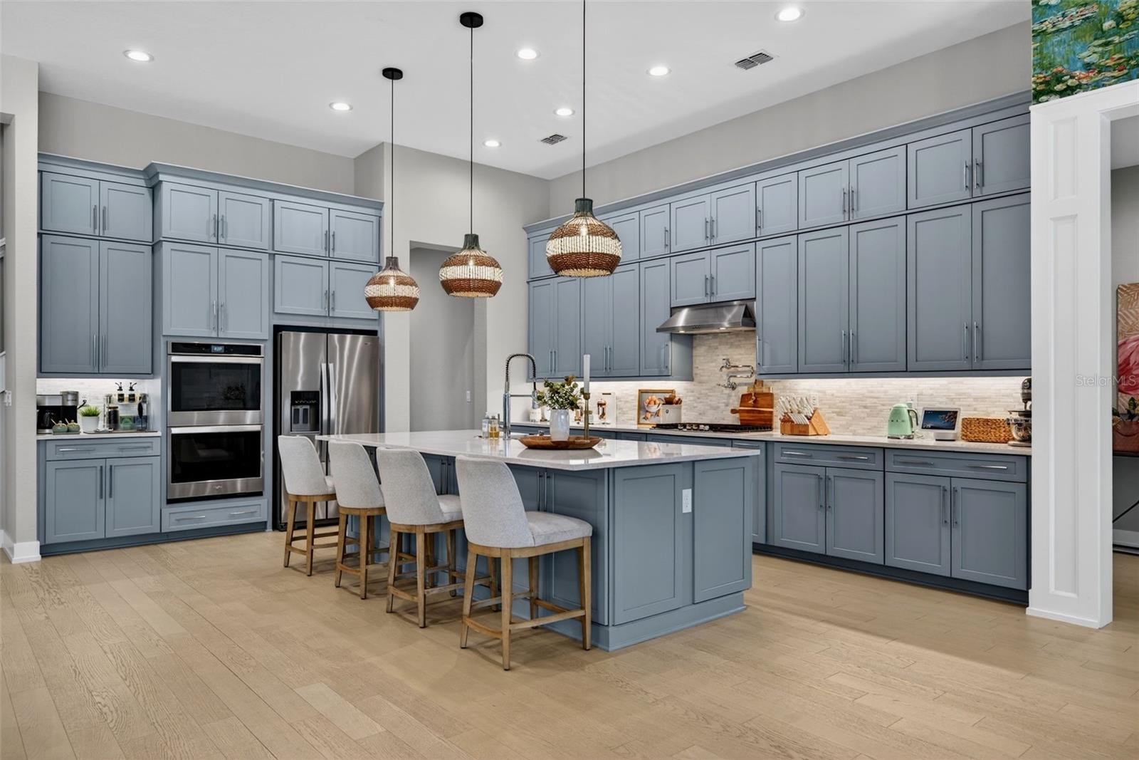 Image 20 of 92 For 8331 Redonda Loop