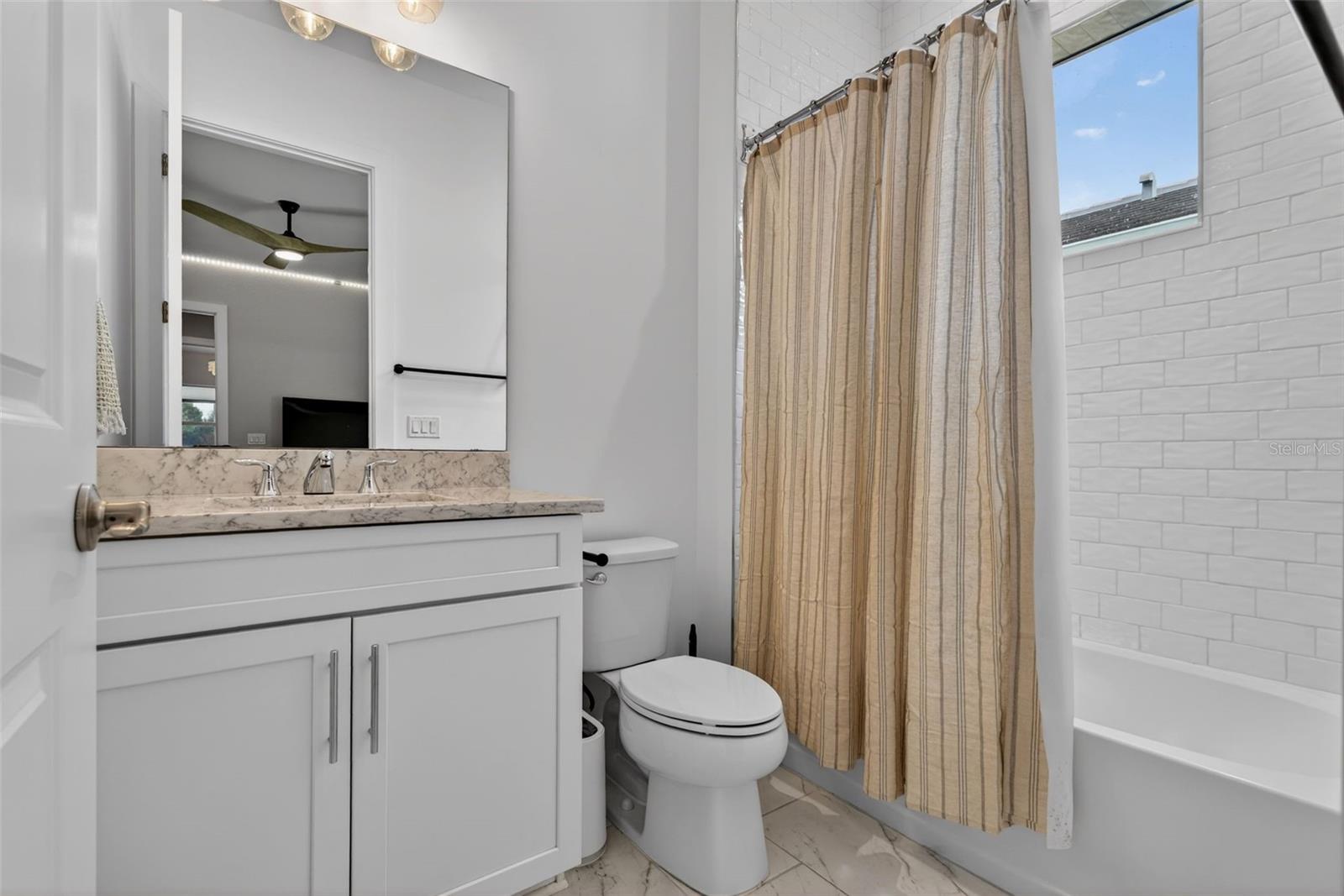 Image 37 of 92 For 8331 Redonda Loop