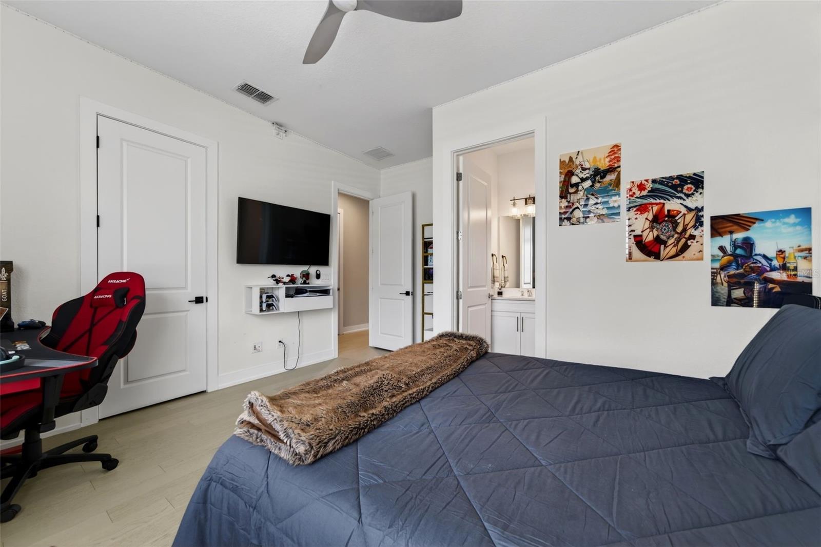 Image 44 of 92 For 8331 Redonda Loop