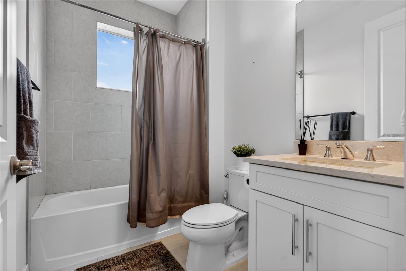 Image 49 of 92 For 8331 Redonda Loop