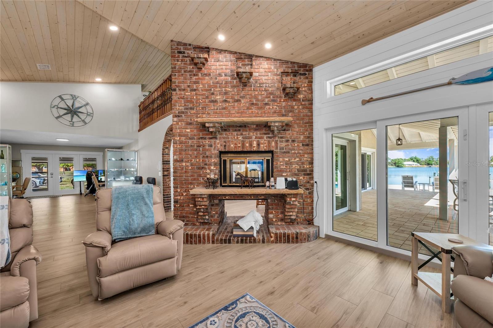 Image 18 of 100 For 770 Buckskin Court