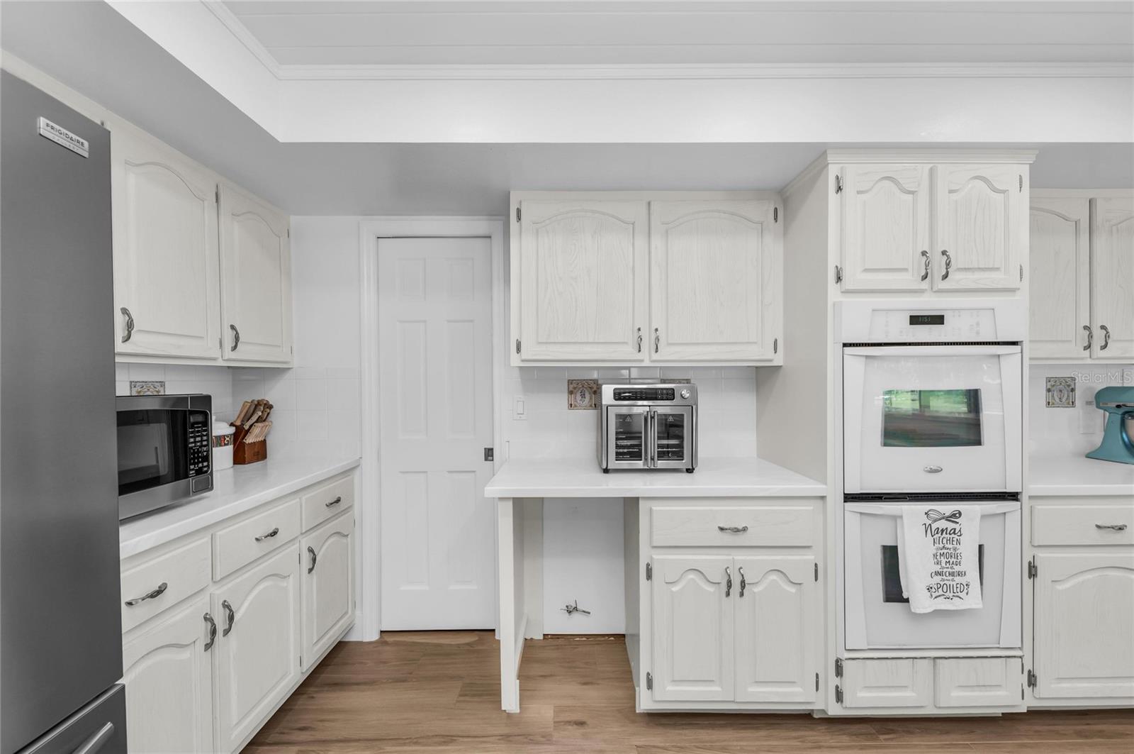 Image 31 of 100 For 770 Buckskin Court