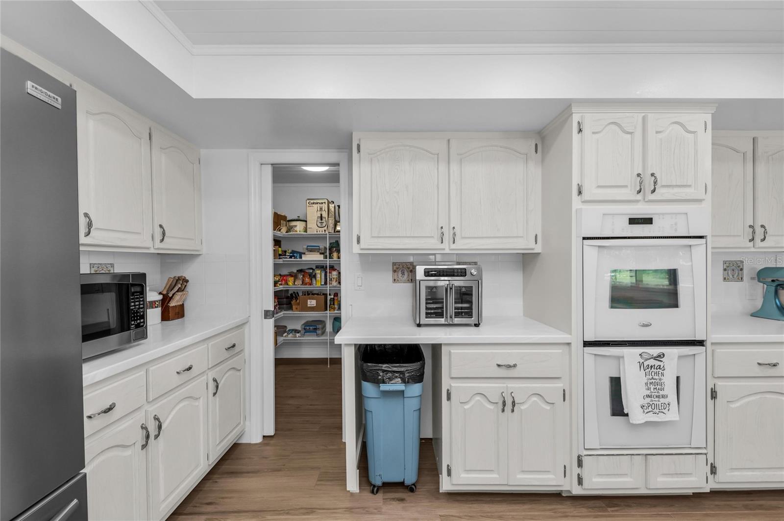 Image 32 of 100 For 770 Buckskin Court