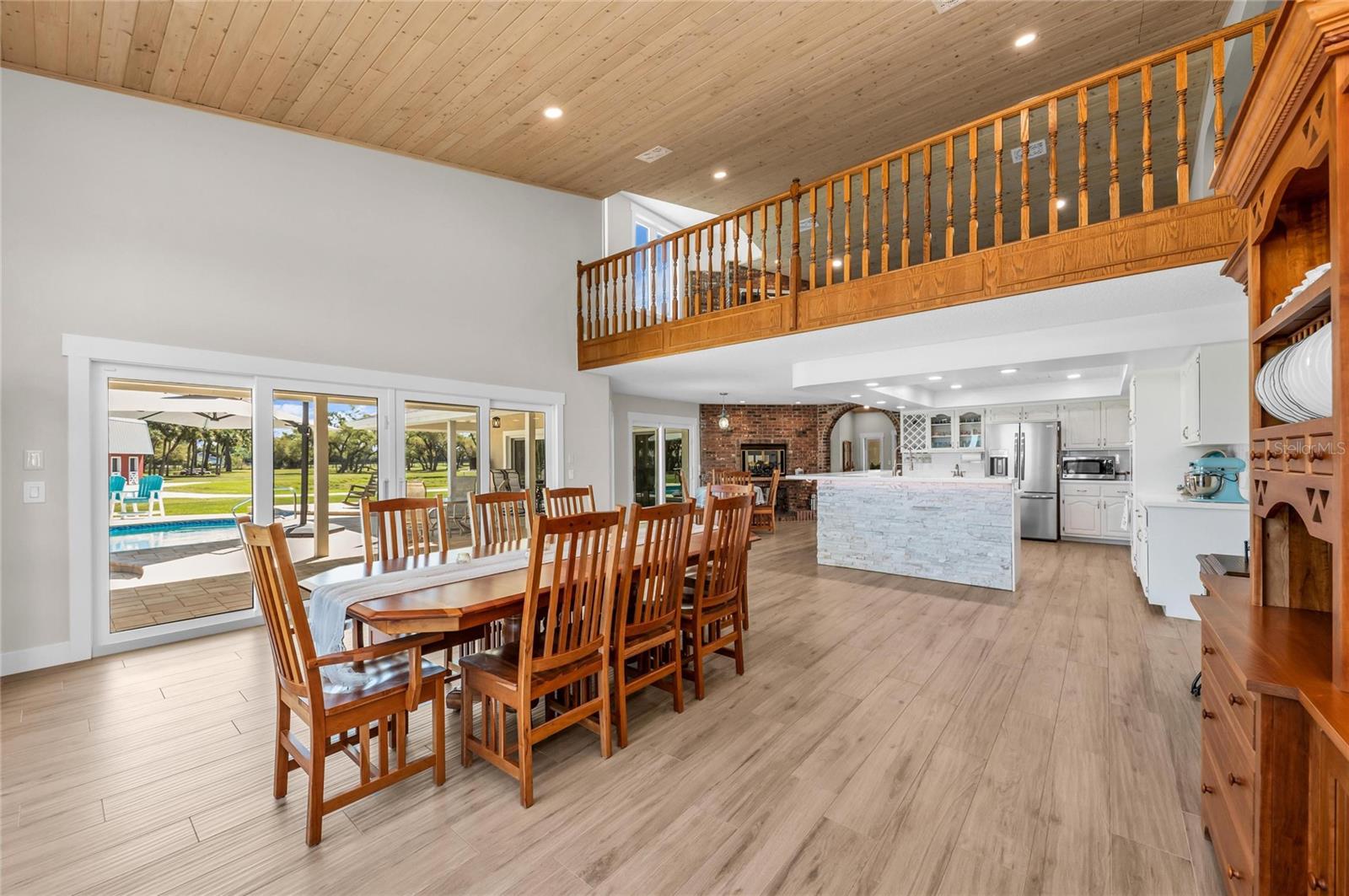 Image 35 of 100 For 770 Buckskin Court