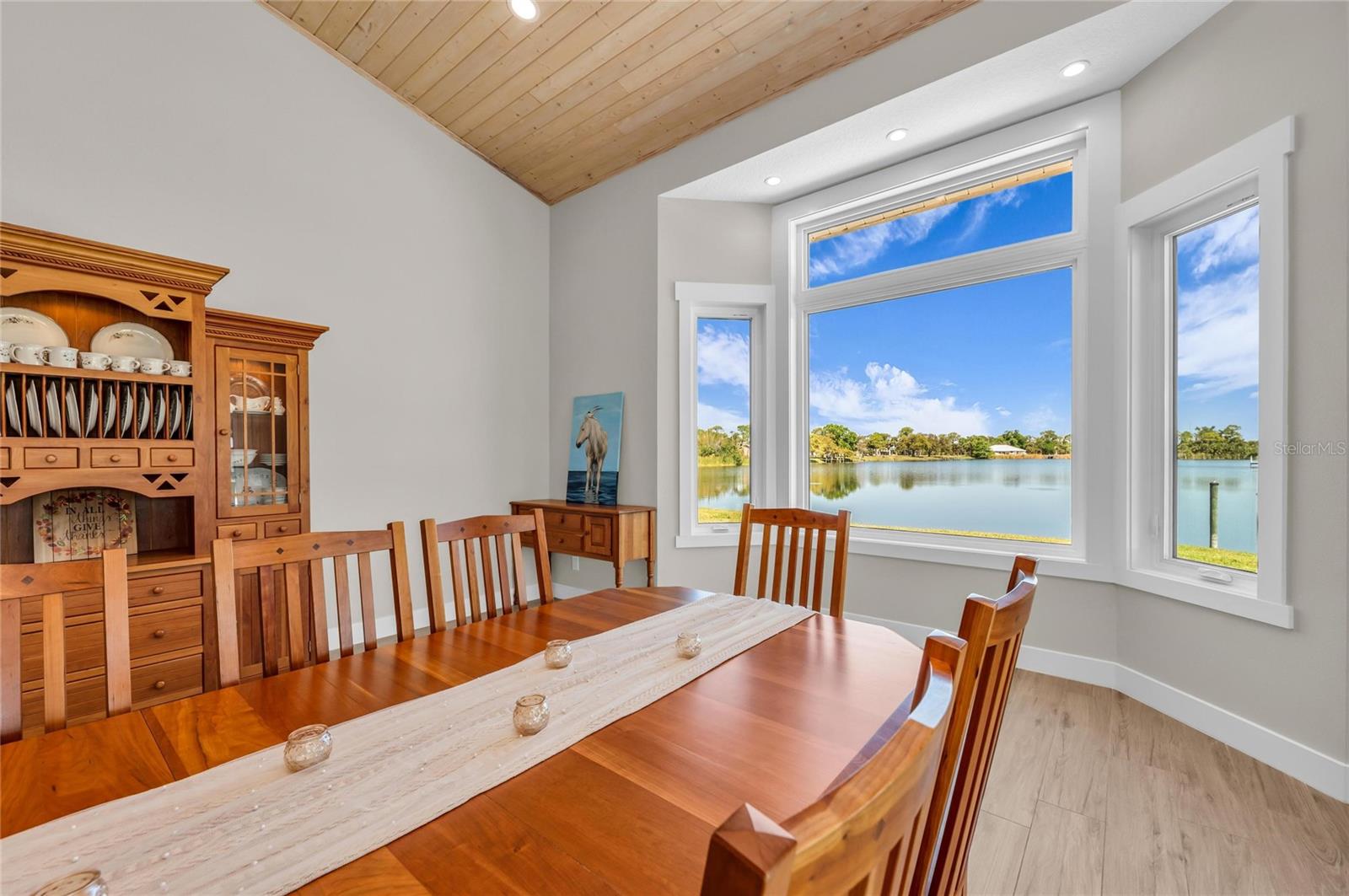 Image 37 of 100 For 770 Buckskin Court