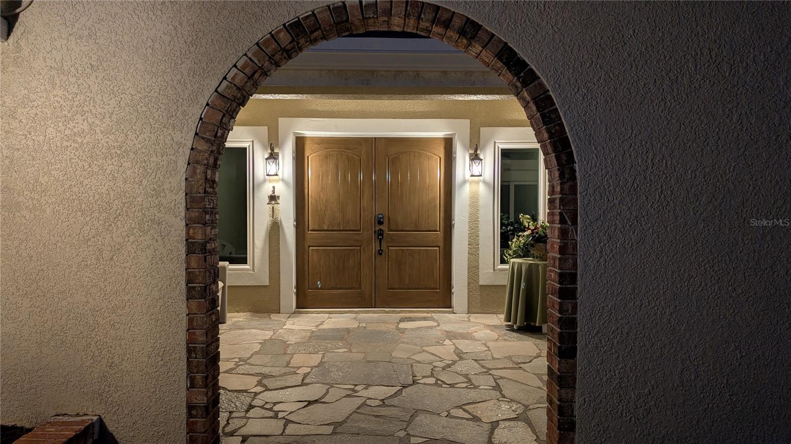 Image 7 of 100 For 770 Buckskin Court